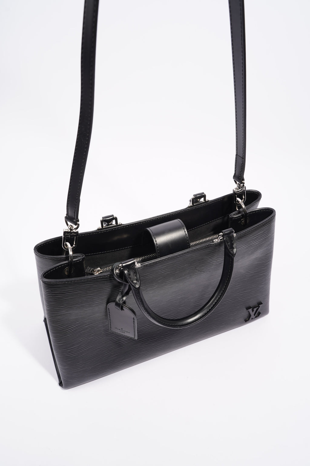 Louis Vuitton Womens Kleber Black Epi Leather MM
