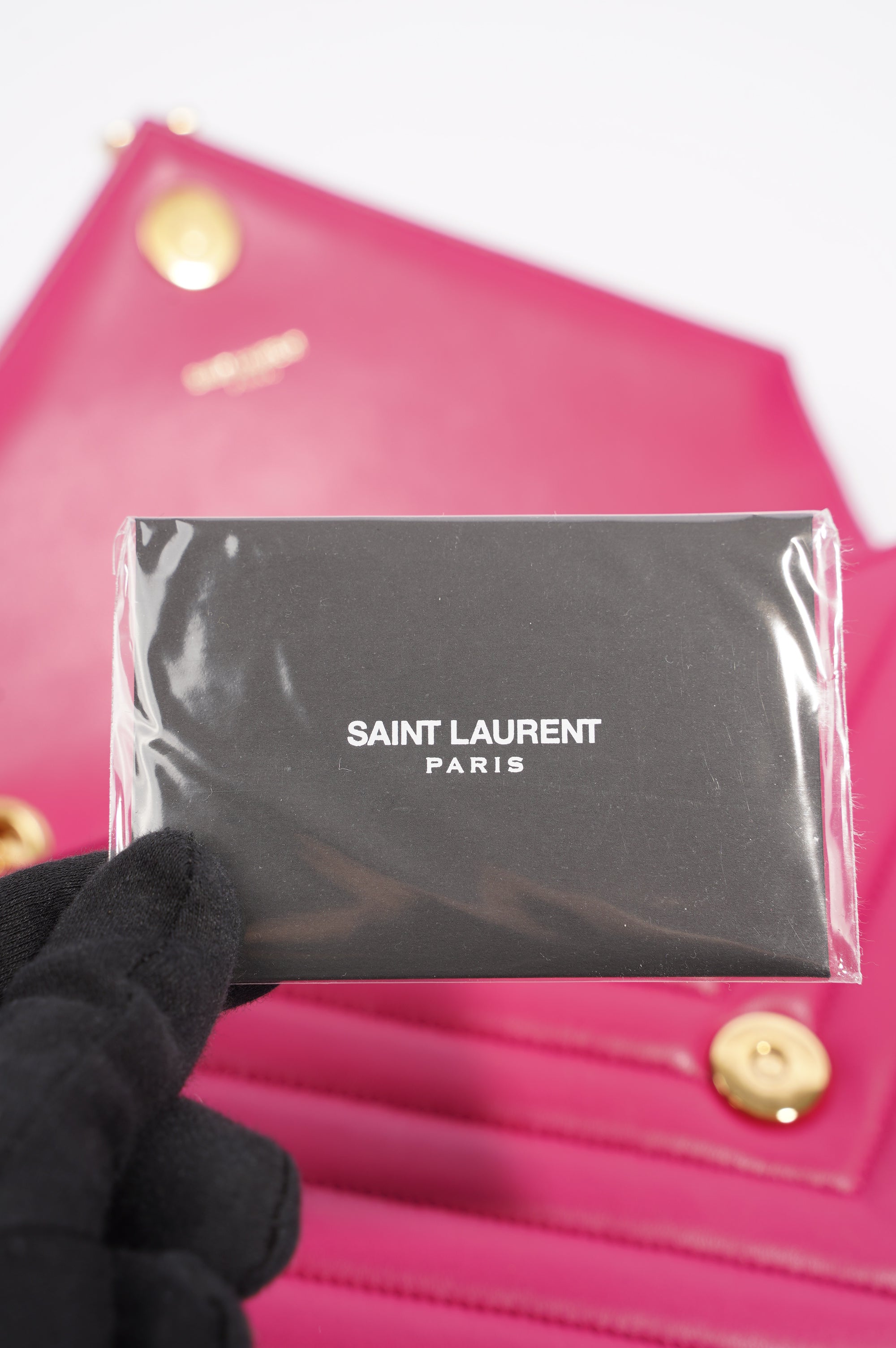 Saint Laurent Womens Chevron Envelope Bag Pink Medium