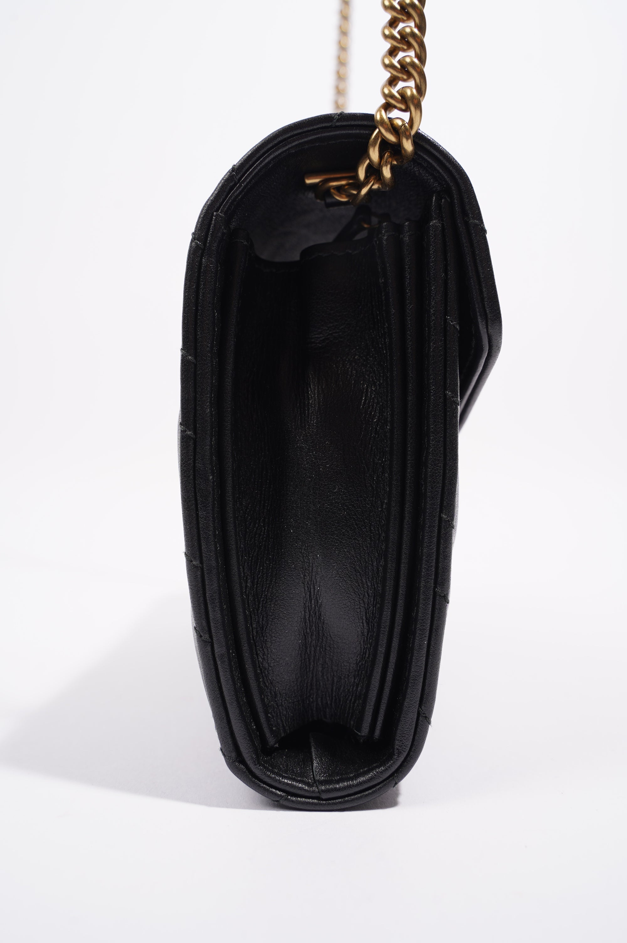 Gucci Womens Marmont Flap Black / Gold Matelasse Mini