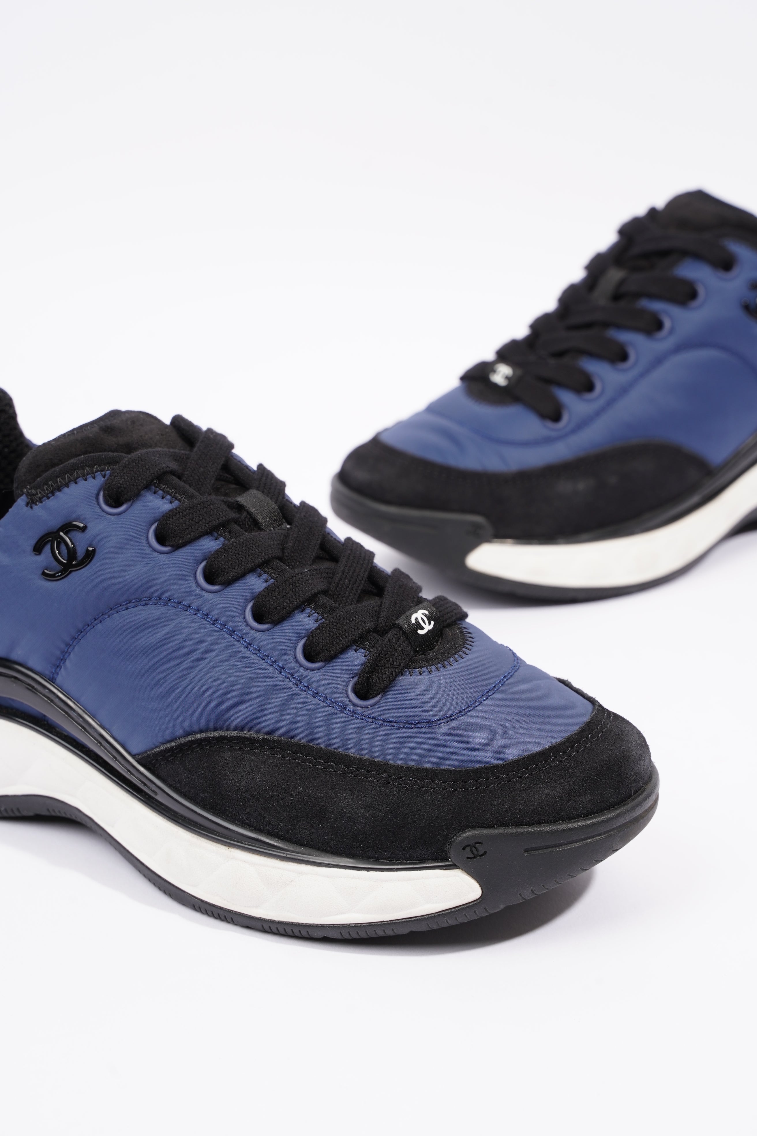Chanel CC Logo Navy / Black EU 37 / UK 4