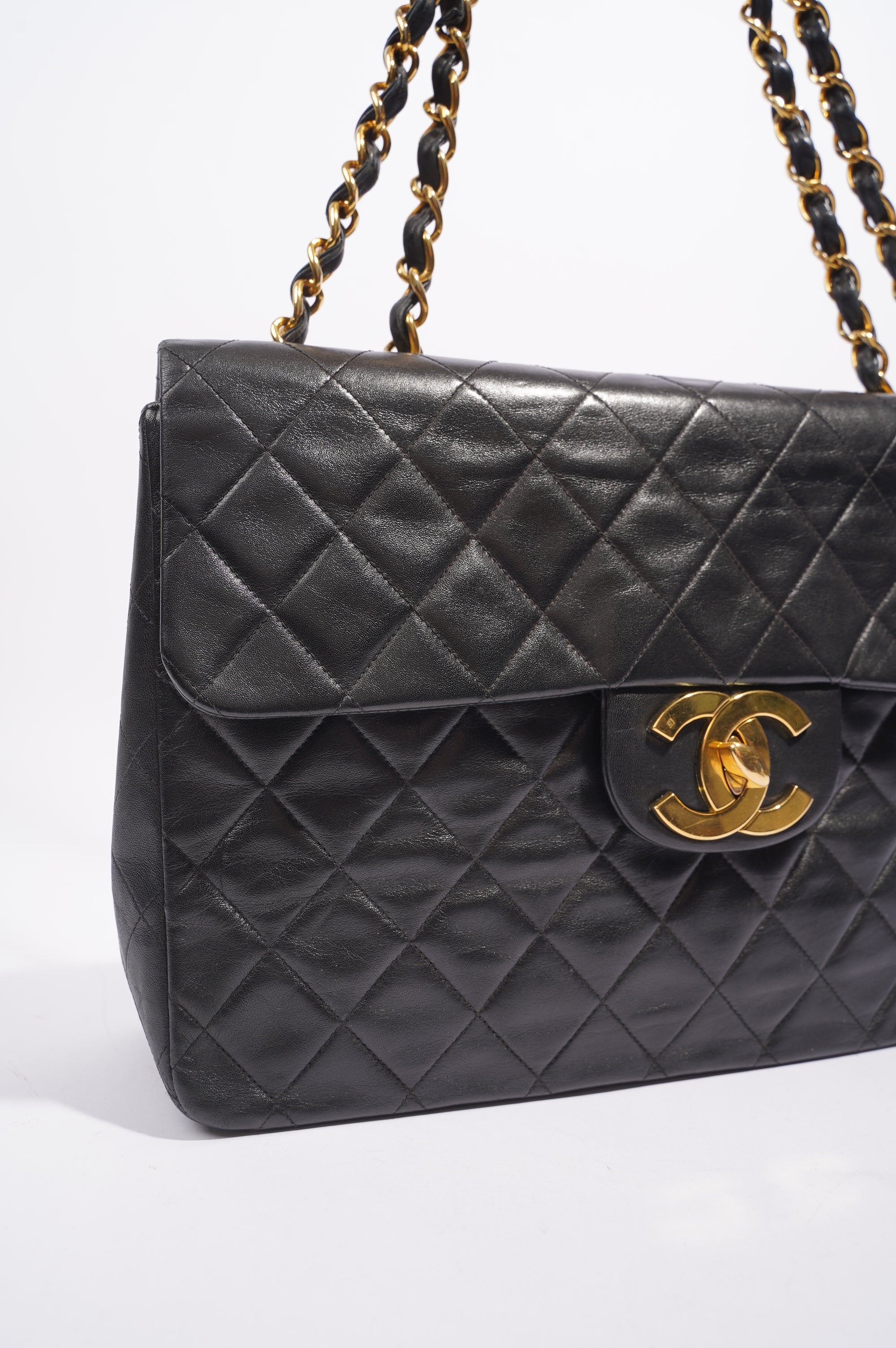 Chanel Womens Single Flap Black Lambskin / Gold Large