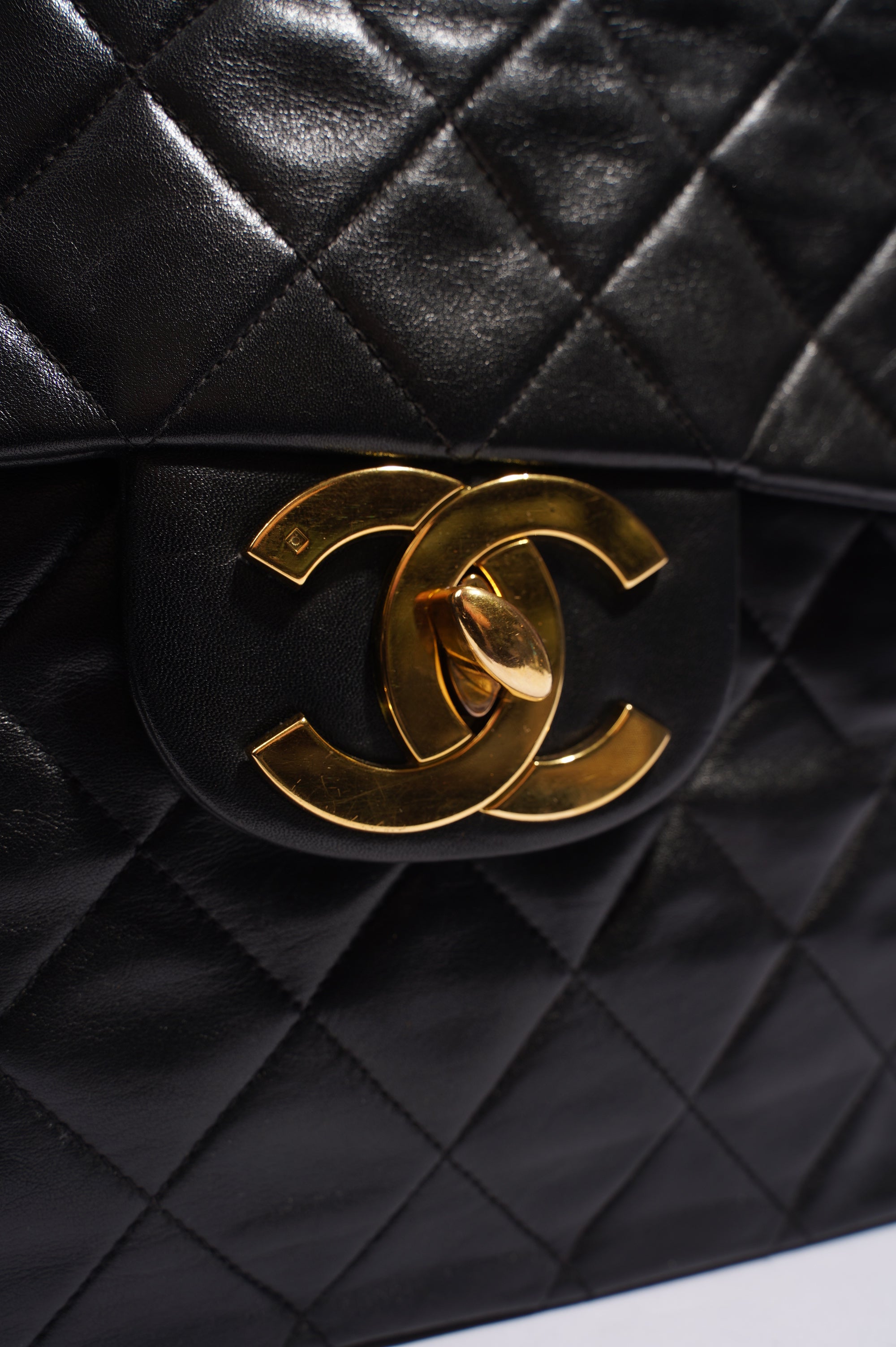 Chanel Womens Single Flap Black Lambskin / Gold Large