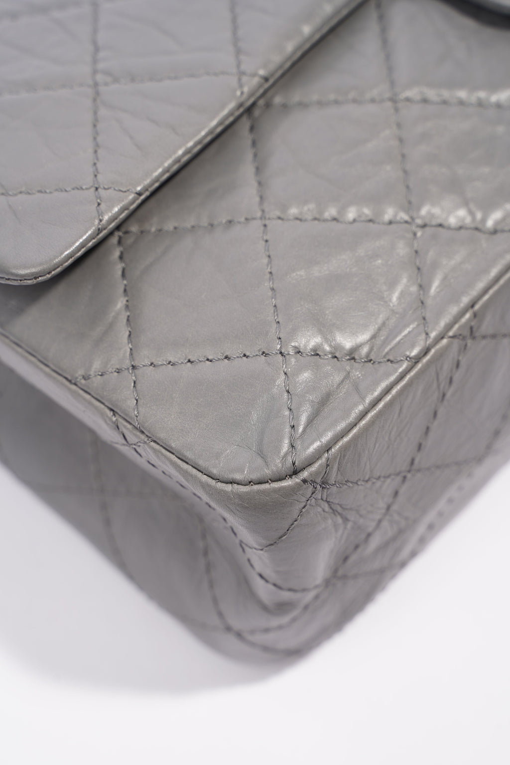 Chanel Womens 2.55 Lambskin Classic Flap Bag Grey