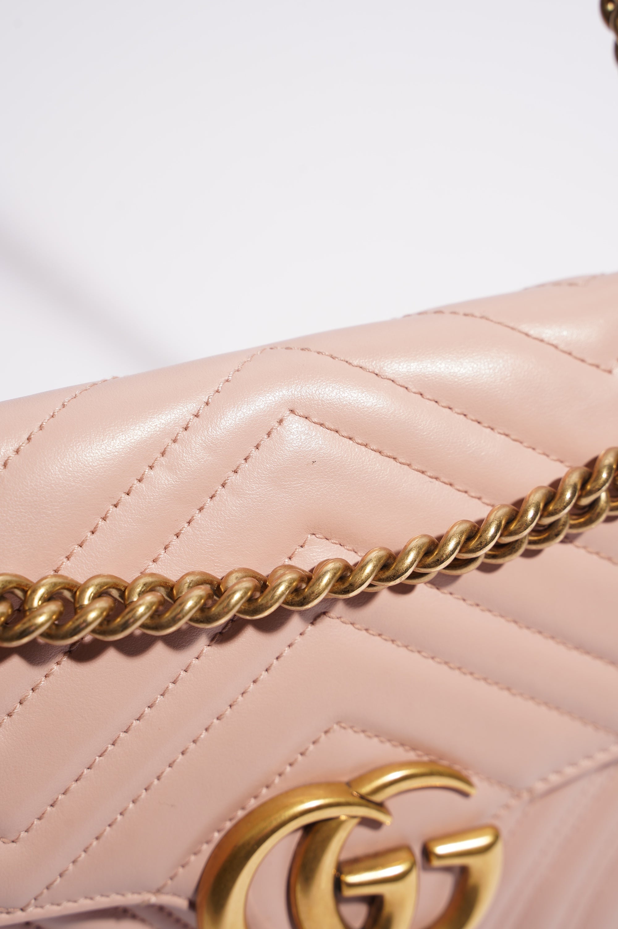 Gucci Womens Marmont Flap Dusty Pink Small