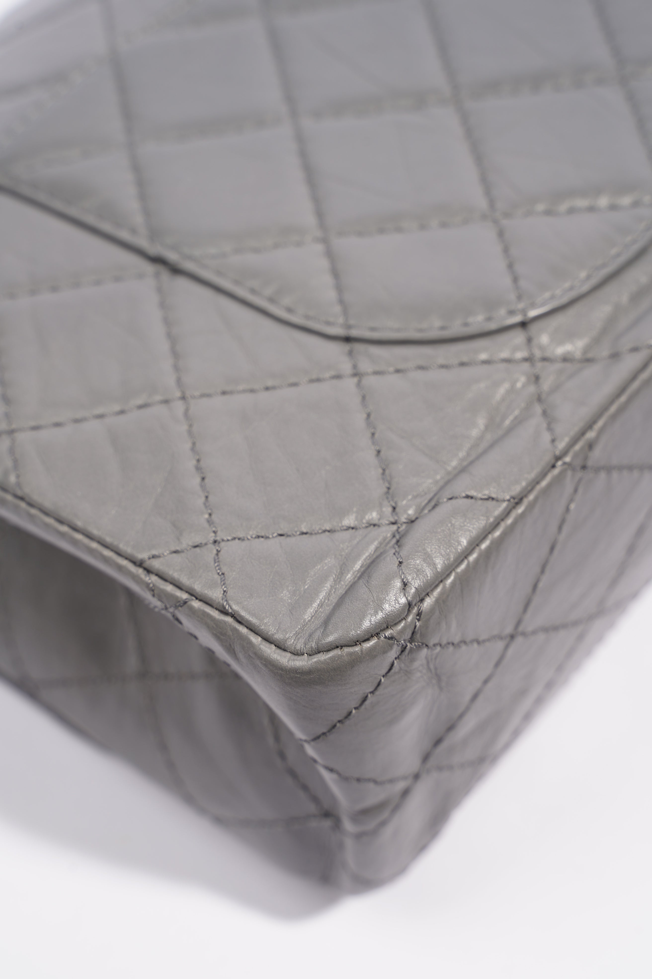 Chanel Womens 2.55 Lambskin Classic Flap Bag Grey