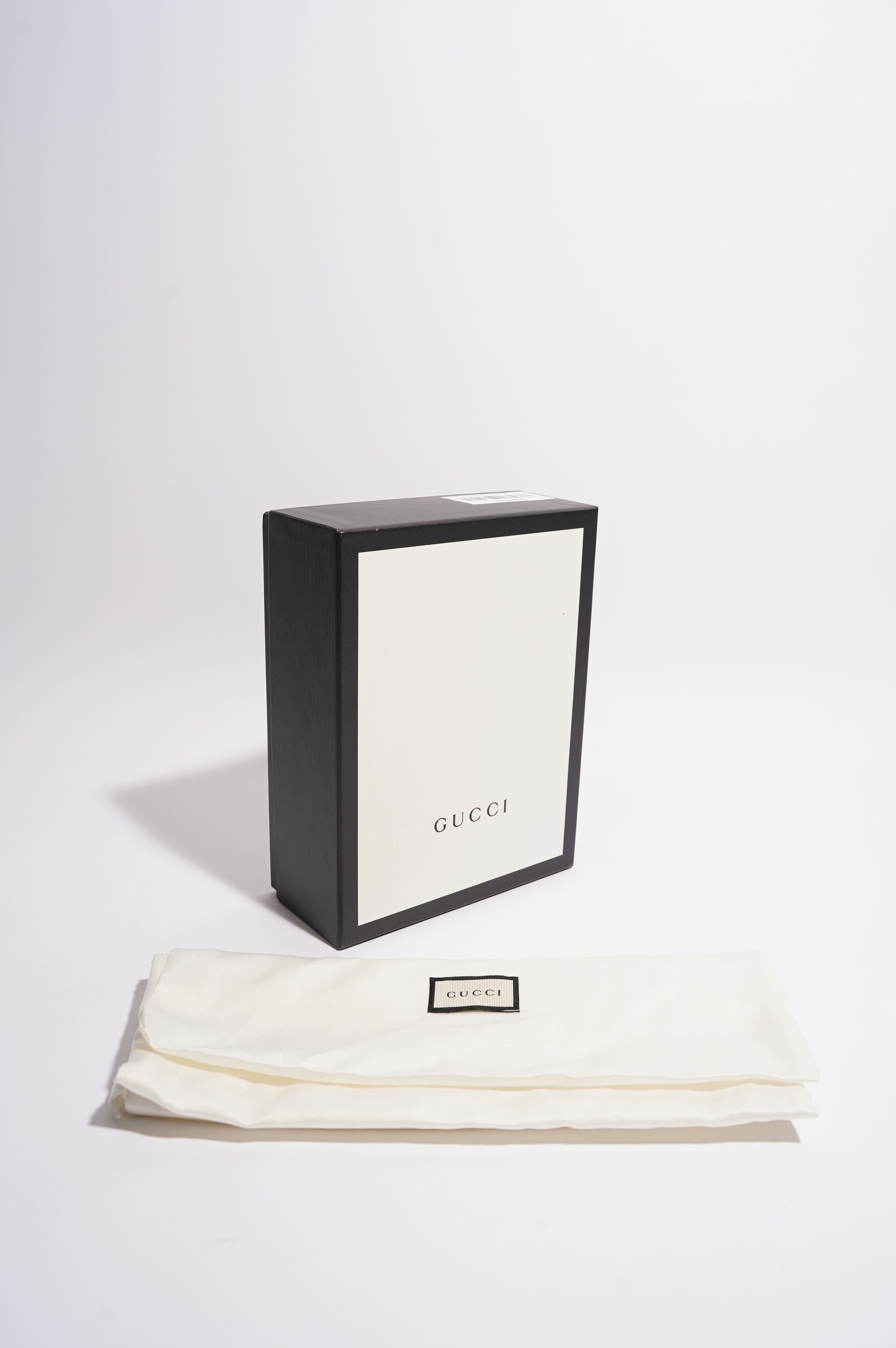 Gucci Womens Marmont Flap Black / Gold Matelasse Mini