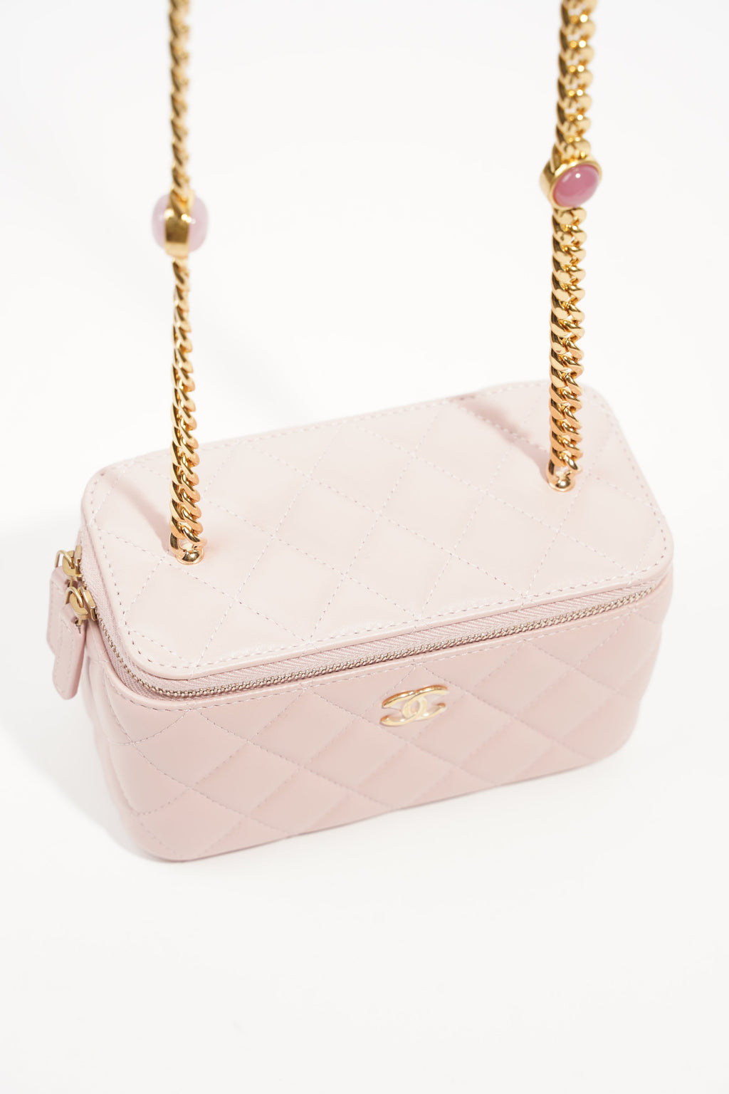 Chanel Womens Vanity Case With Jewel Chain