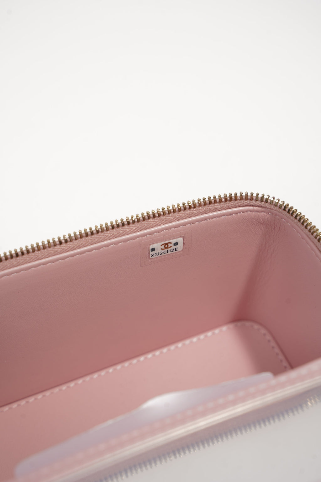 Chanel Womens Vanity Case With Jewel Chain