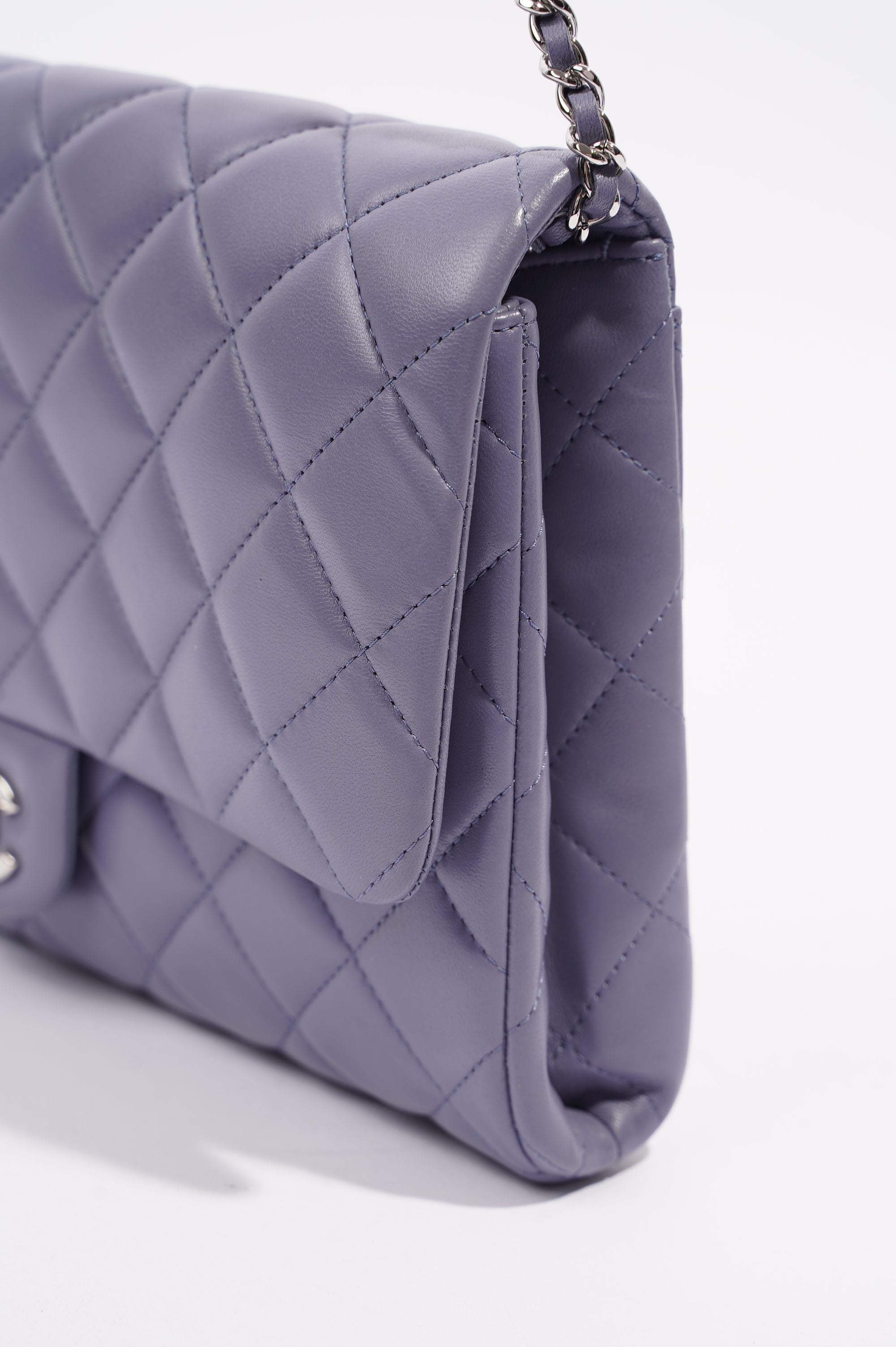 Chanel Womens Lambskin Clutch With Chain Lavender Large
