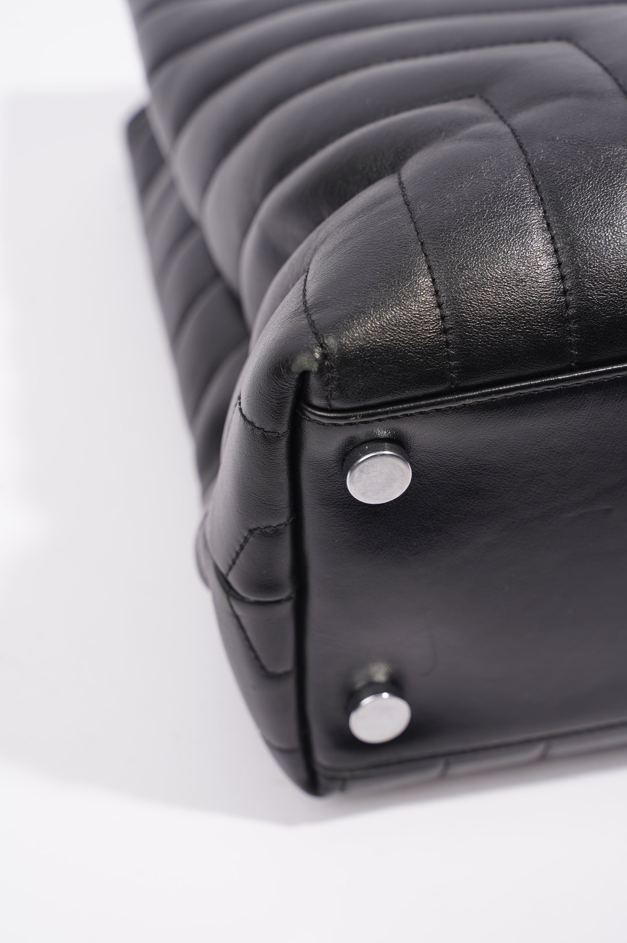 Saint Laurent Womens Lou Lou Shopper Bag Black / Silver Large