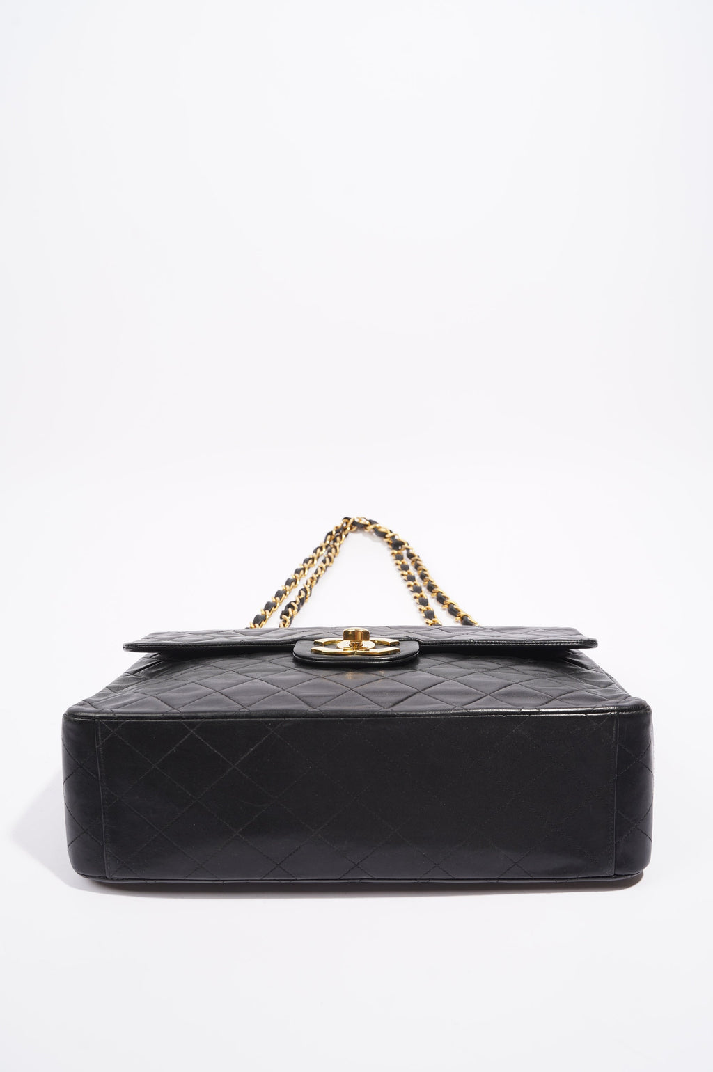 Chanel Womens Single Flap Black Lambskin / Gold Large