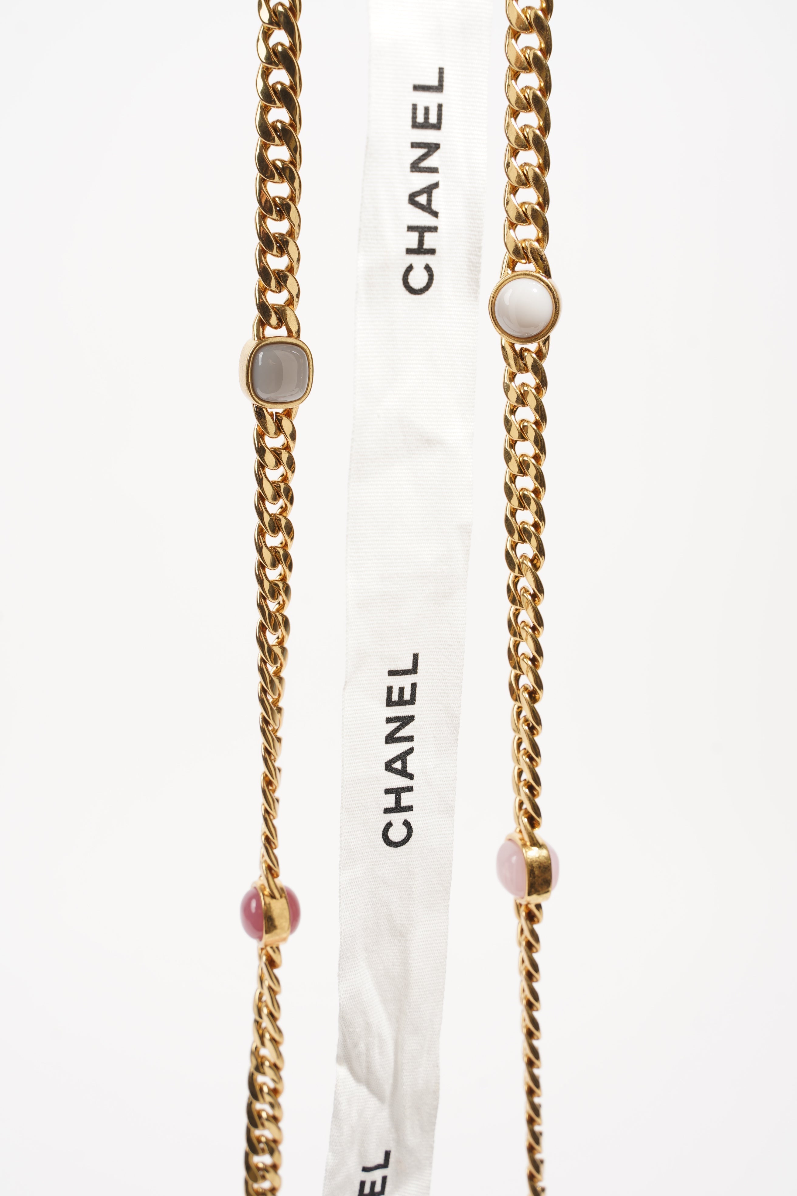 Chanel Womens Vanity Case With Jewel Chain