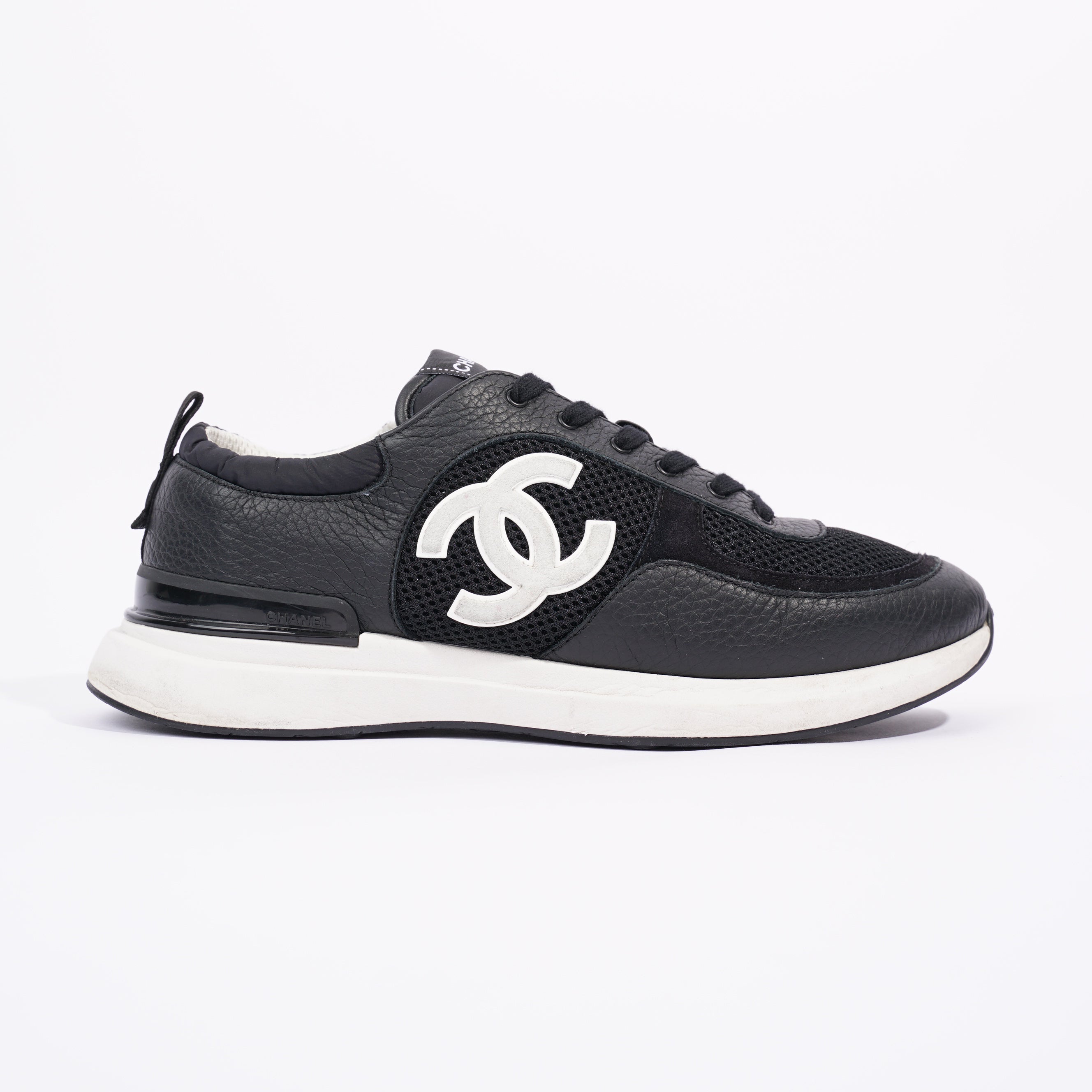 Chanel Mens CC Logo Black / White EU 43 / UK 9