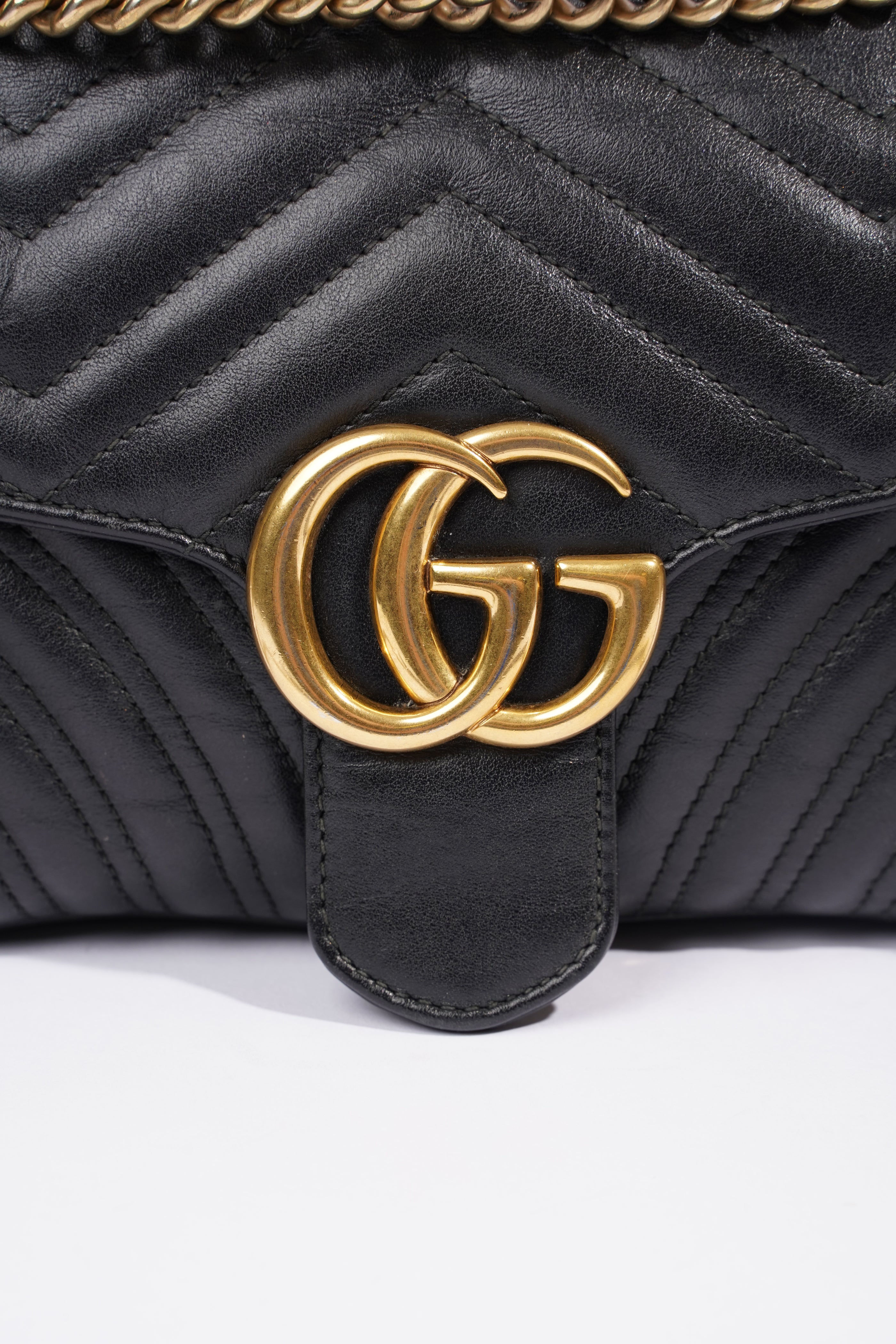 Gucci Womens GG Marmont Flap Bag Black Leather Small