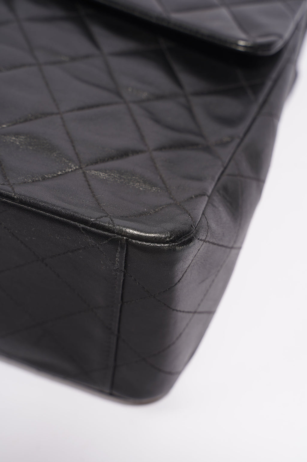 Chanel Womens Single Flap Black Lambskin / Gold Large