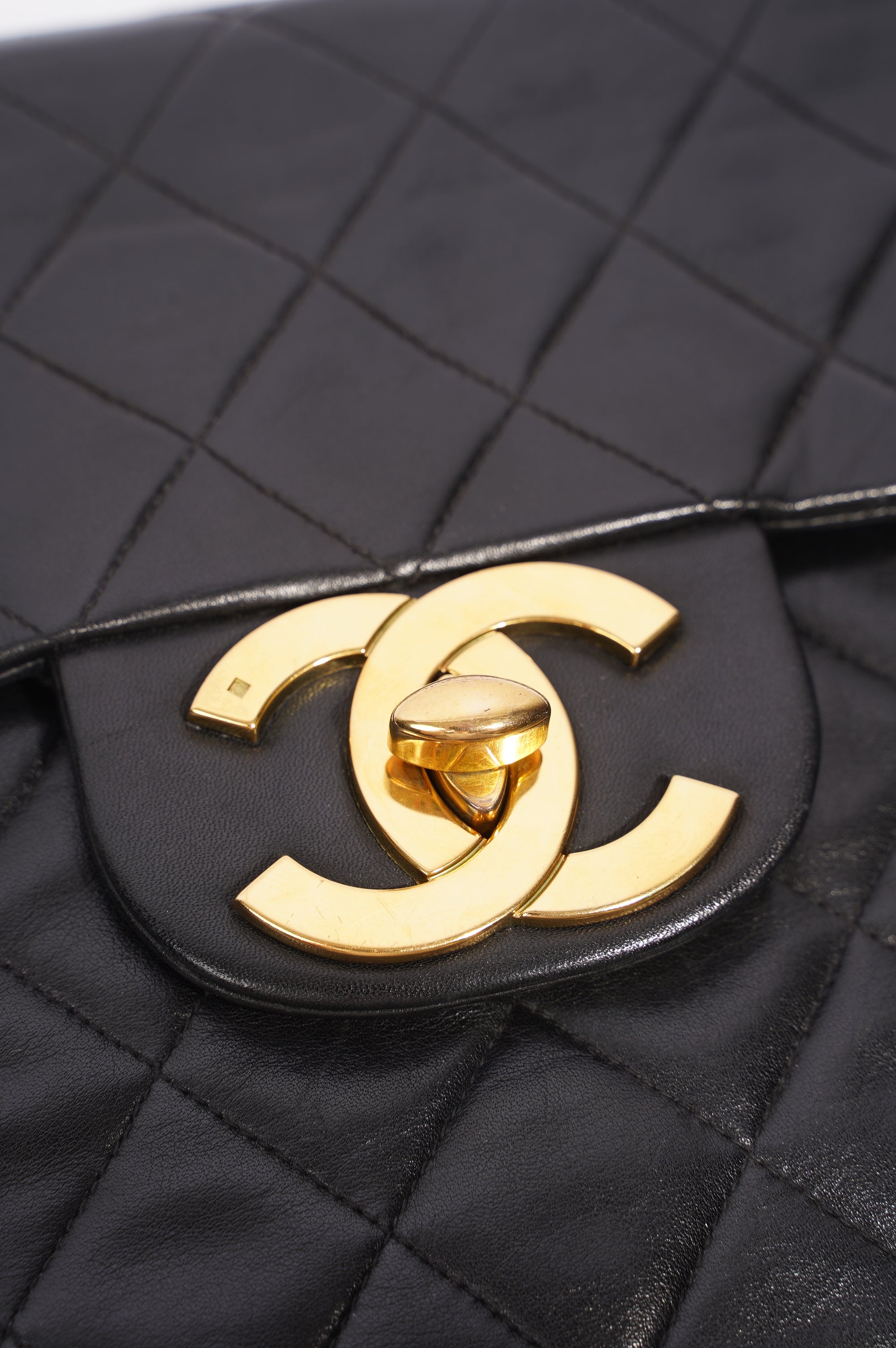 Chanel Womens Single Flap Black Lambskin / Gold Large