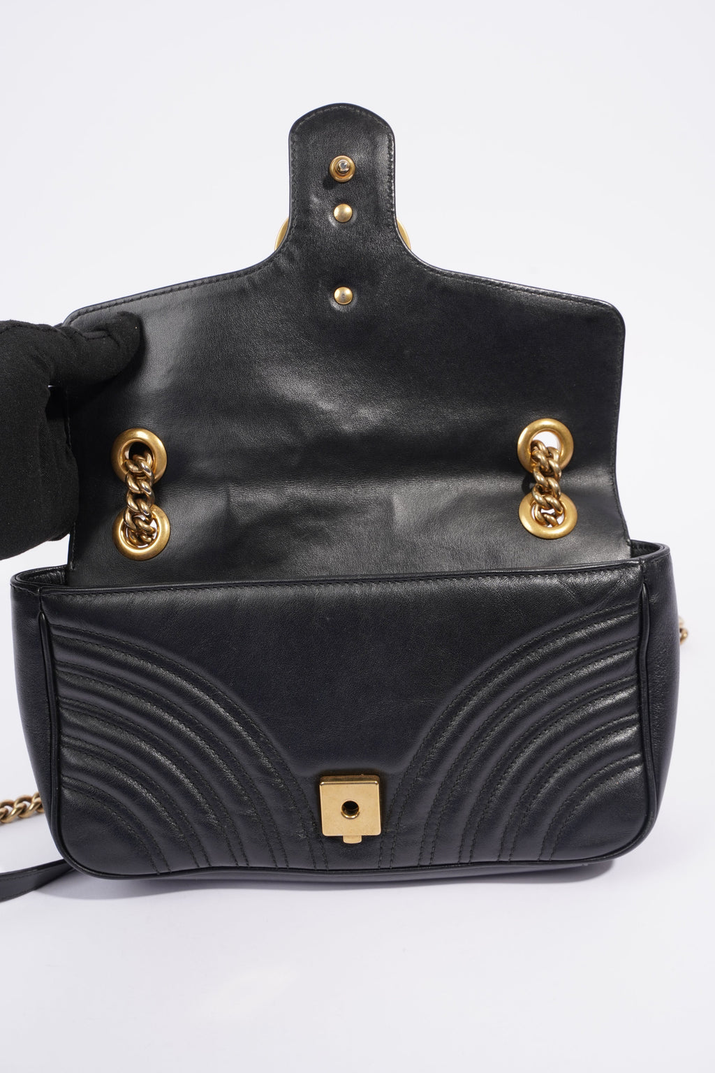 Gucci Womens GG Marmont Flap Bag Black Leather Small