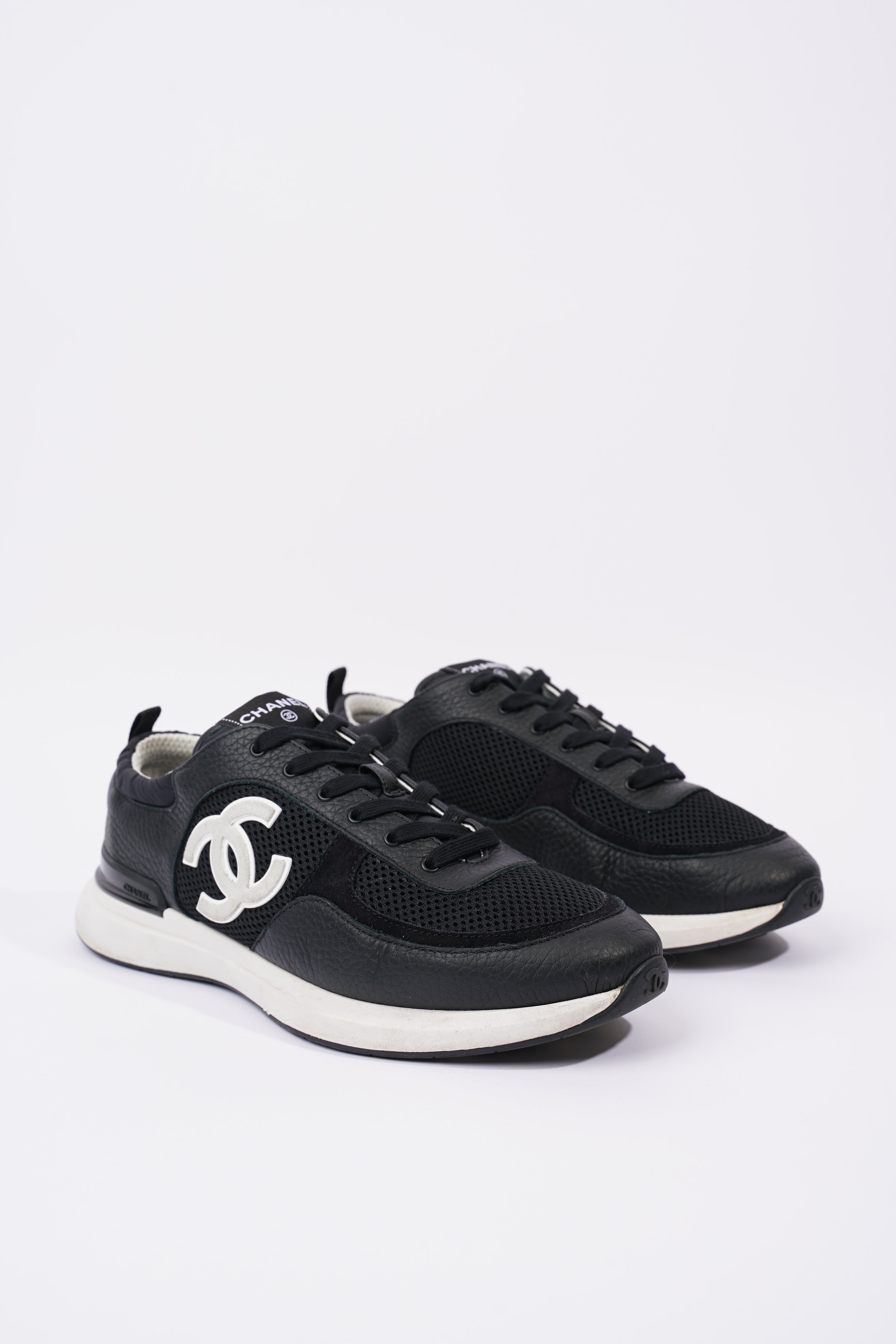 Chanel Mens CC Logo Black / White EU 43 / UK 9