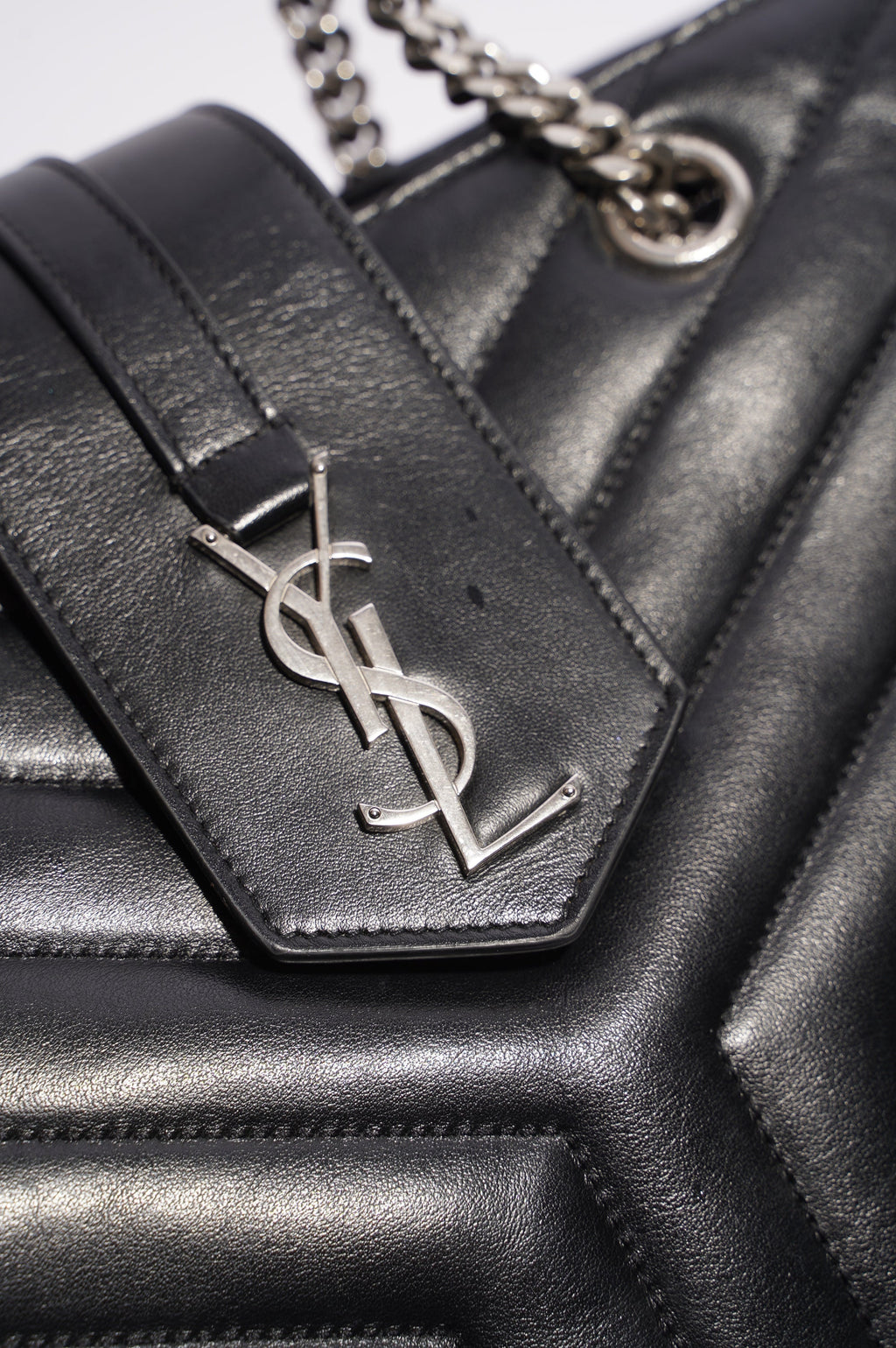 Saint Laurent Womens Lou Lou Shopper Bag Black / Silver Large