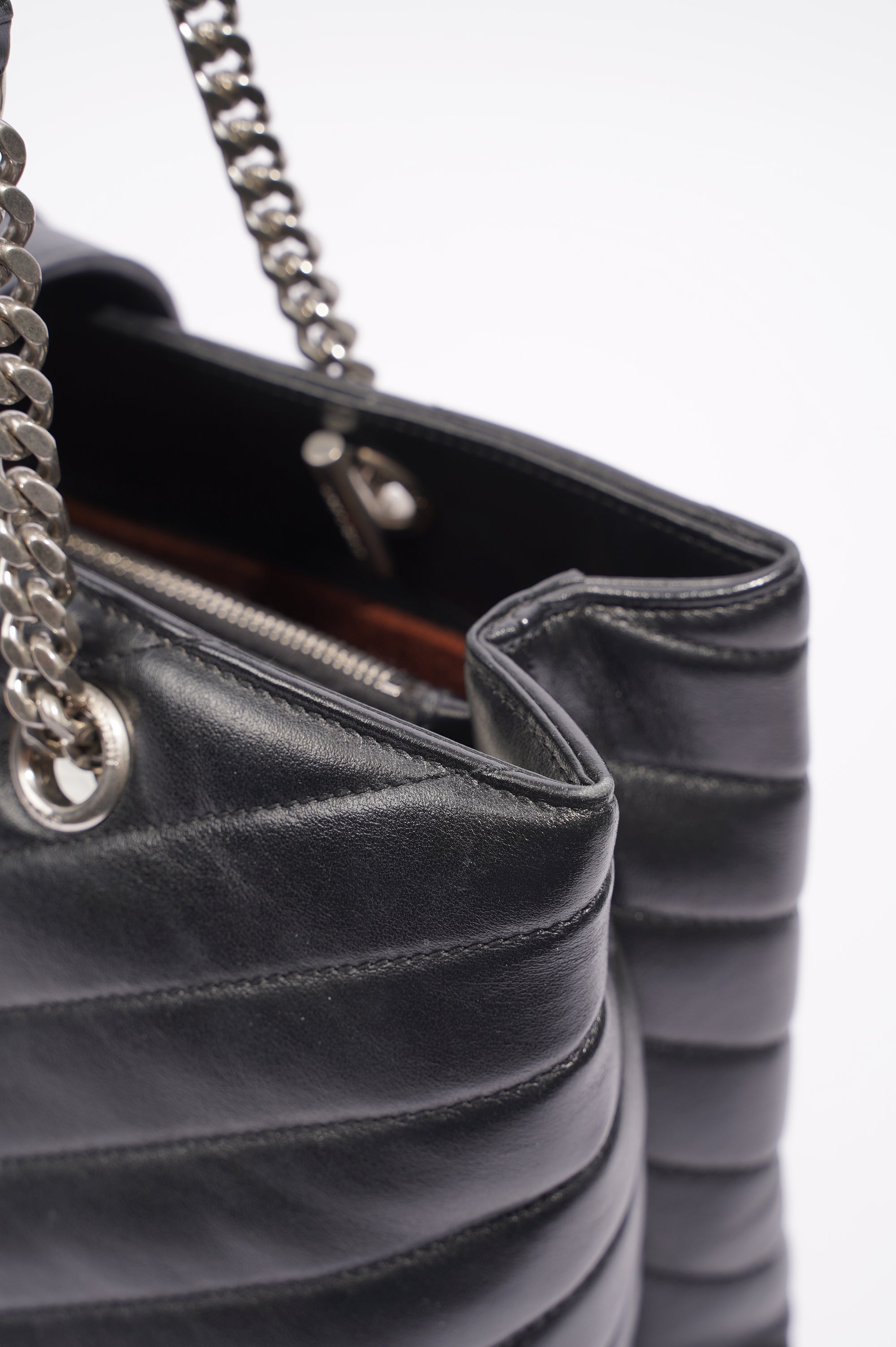 Saint Laurent Womens Lou Lou Shopper Bag Black / Silver Large