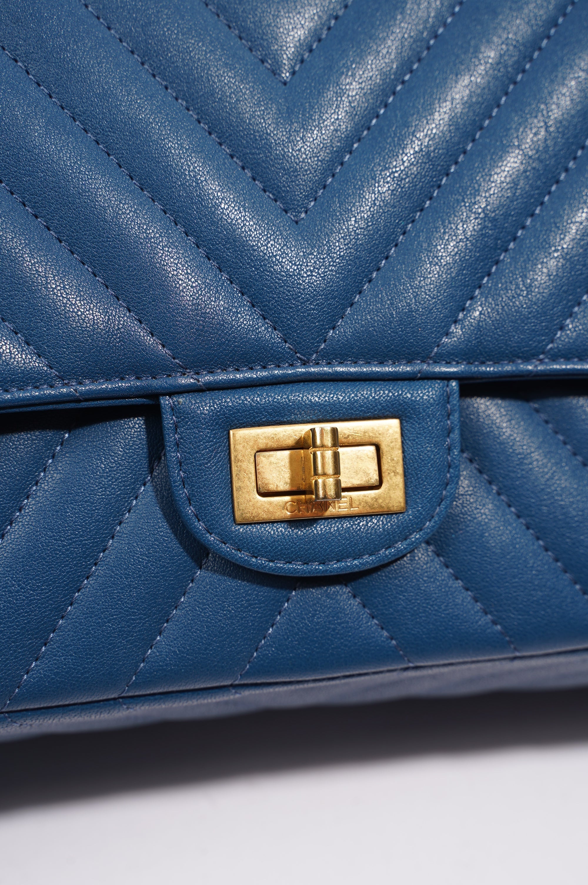 Chanel Womens Lambskin Reissue 2.55 Blue Leather