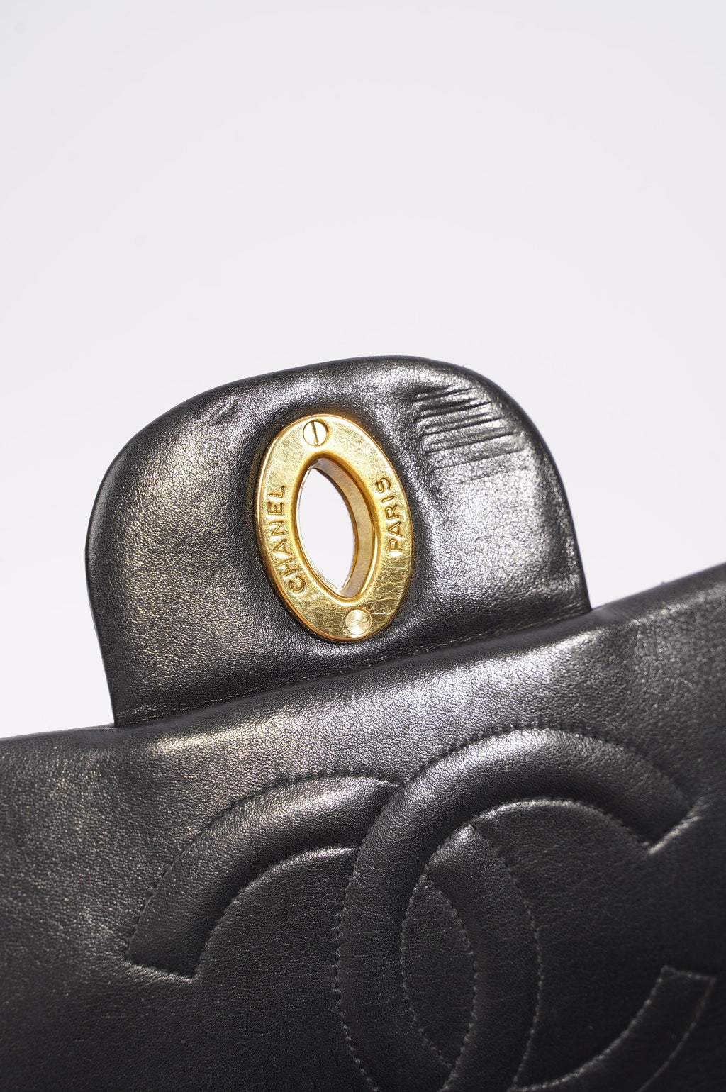 Chanel Womens Single Flap Black Lambskin / Gold Large