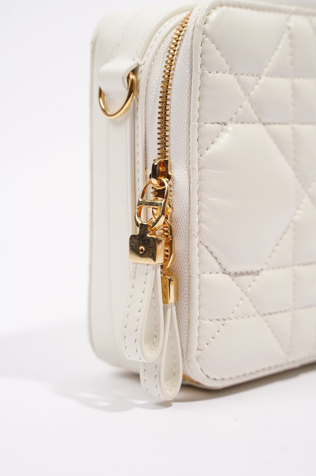 Christian Dior Womens Caro Box Bag Latte