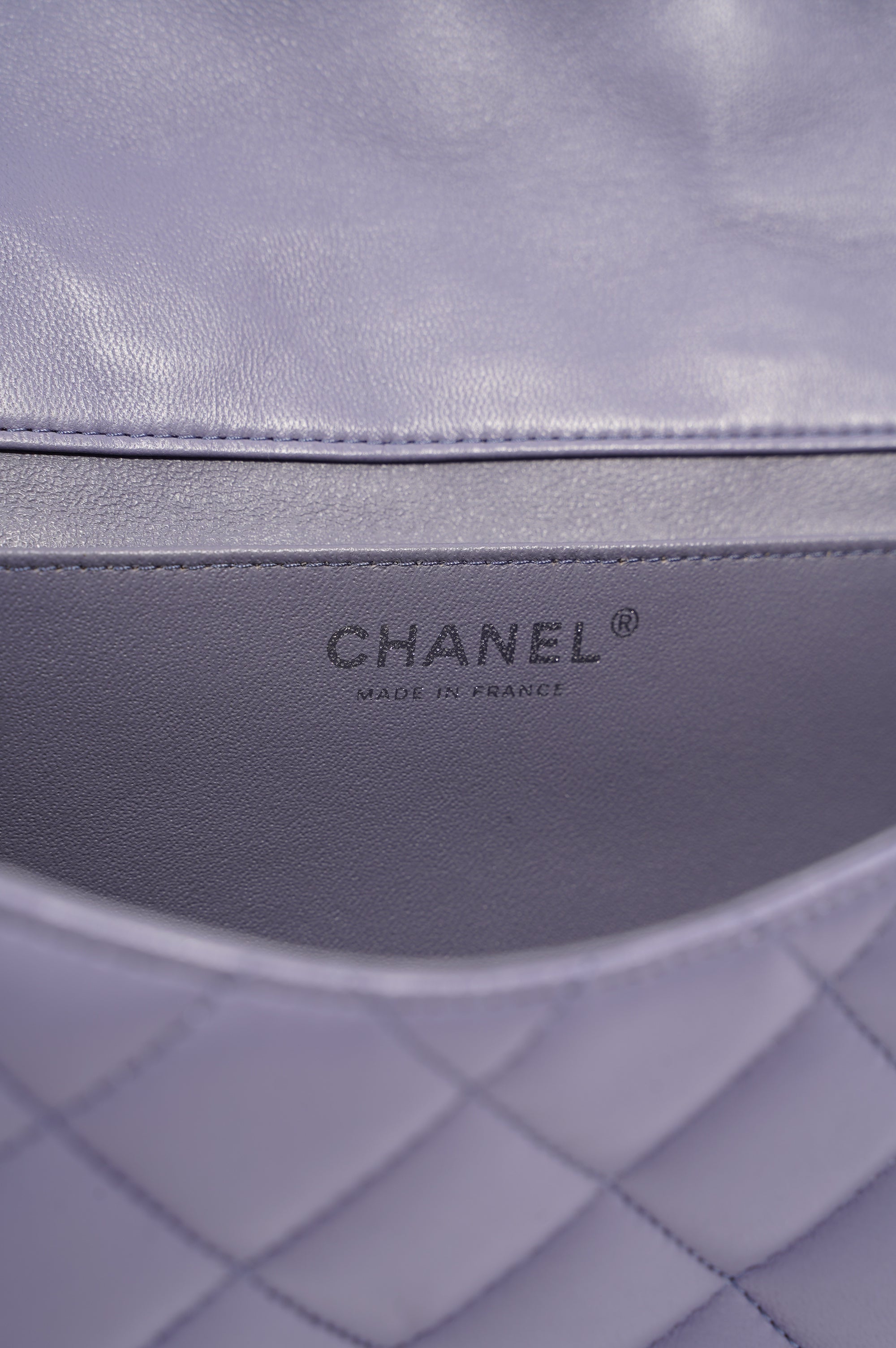 Chanel Womens Lambskin Clutch With Chain Lavender Large