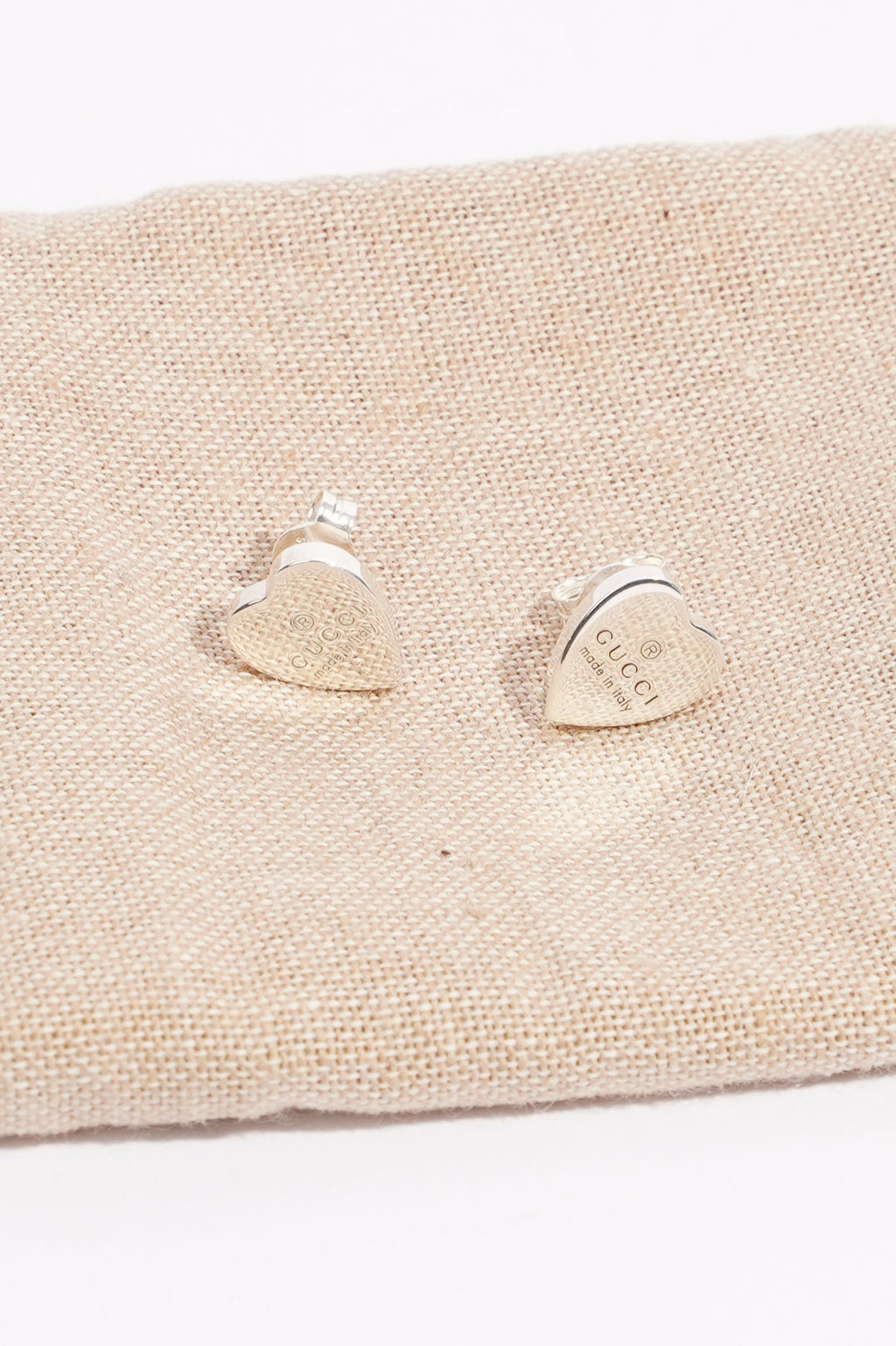 Gucci Womens Heart Shaped Earrings Silver