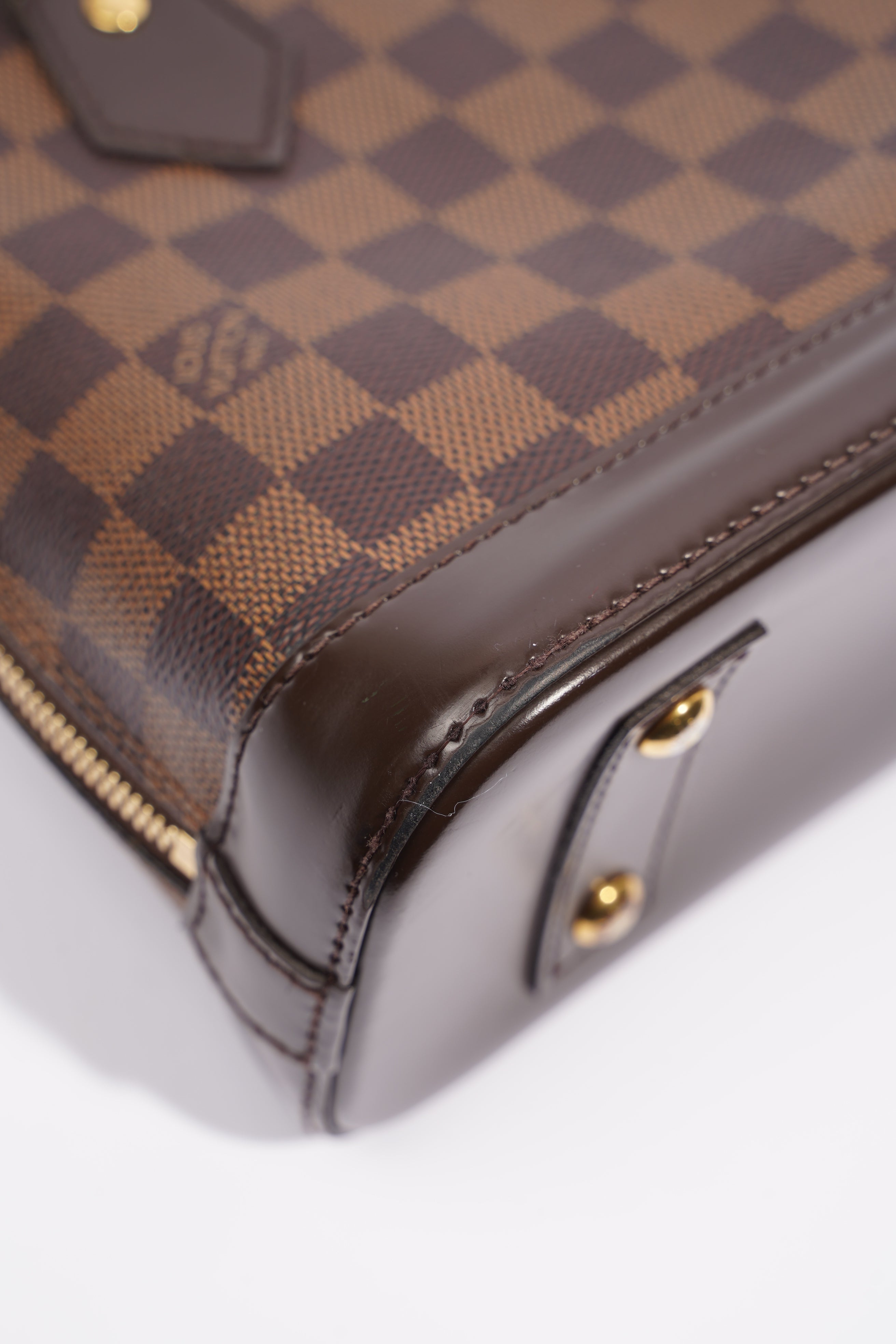 Louis Vuitton Womens Alma Damier Ebene BB