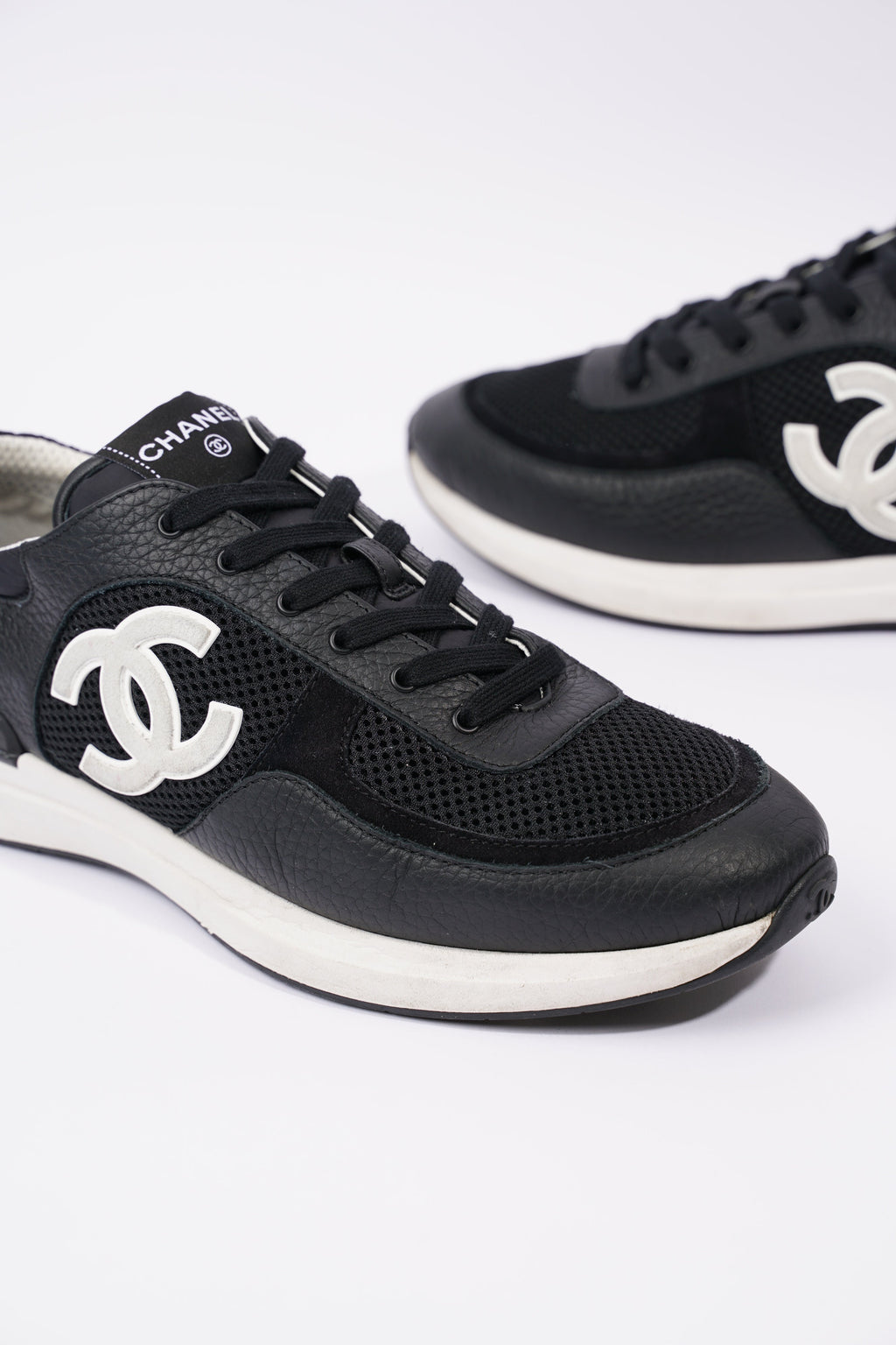 Chanel Mens CC Logo Black / White EU 43 / UK 9