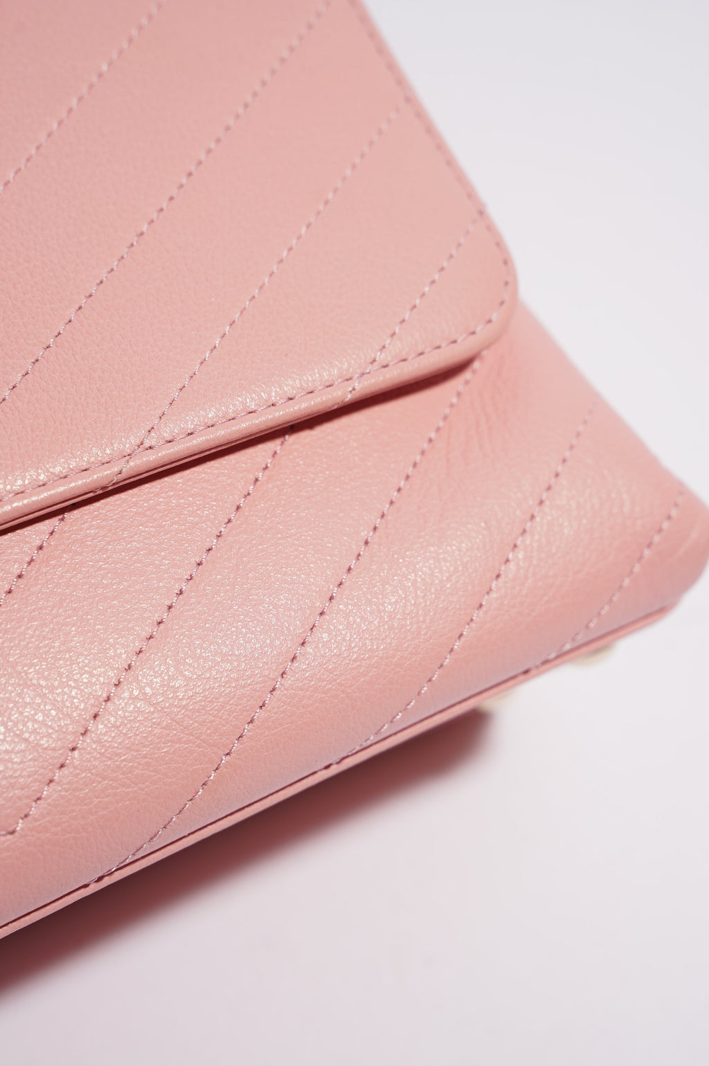 Chanel Womens Chevron Chic Top Handle Bag Pink Caviar Small