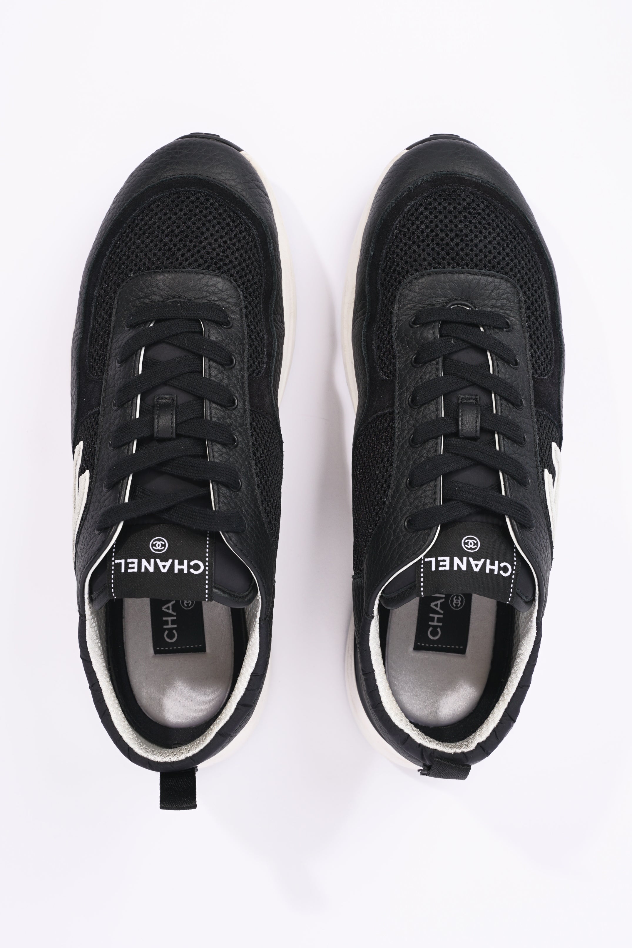 Chanel Mens CC Logo Black / White EU 43 / UK 9