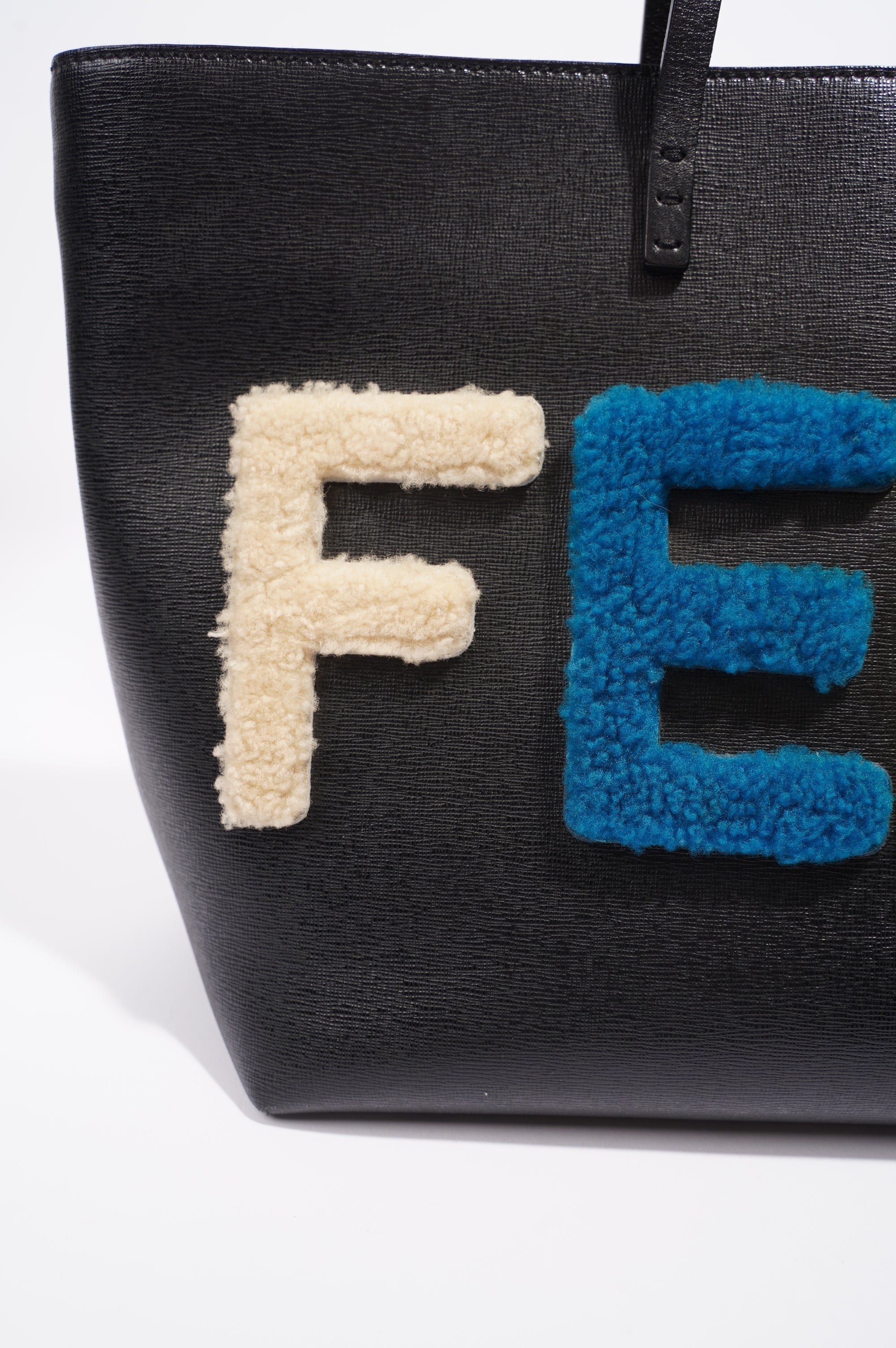 Fendi Logo Roll Tote Black Leather / Shearling Large
