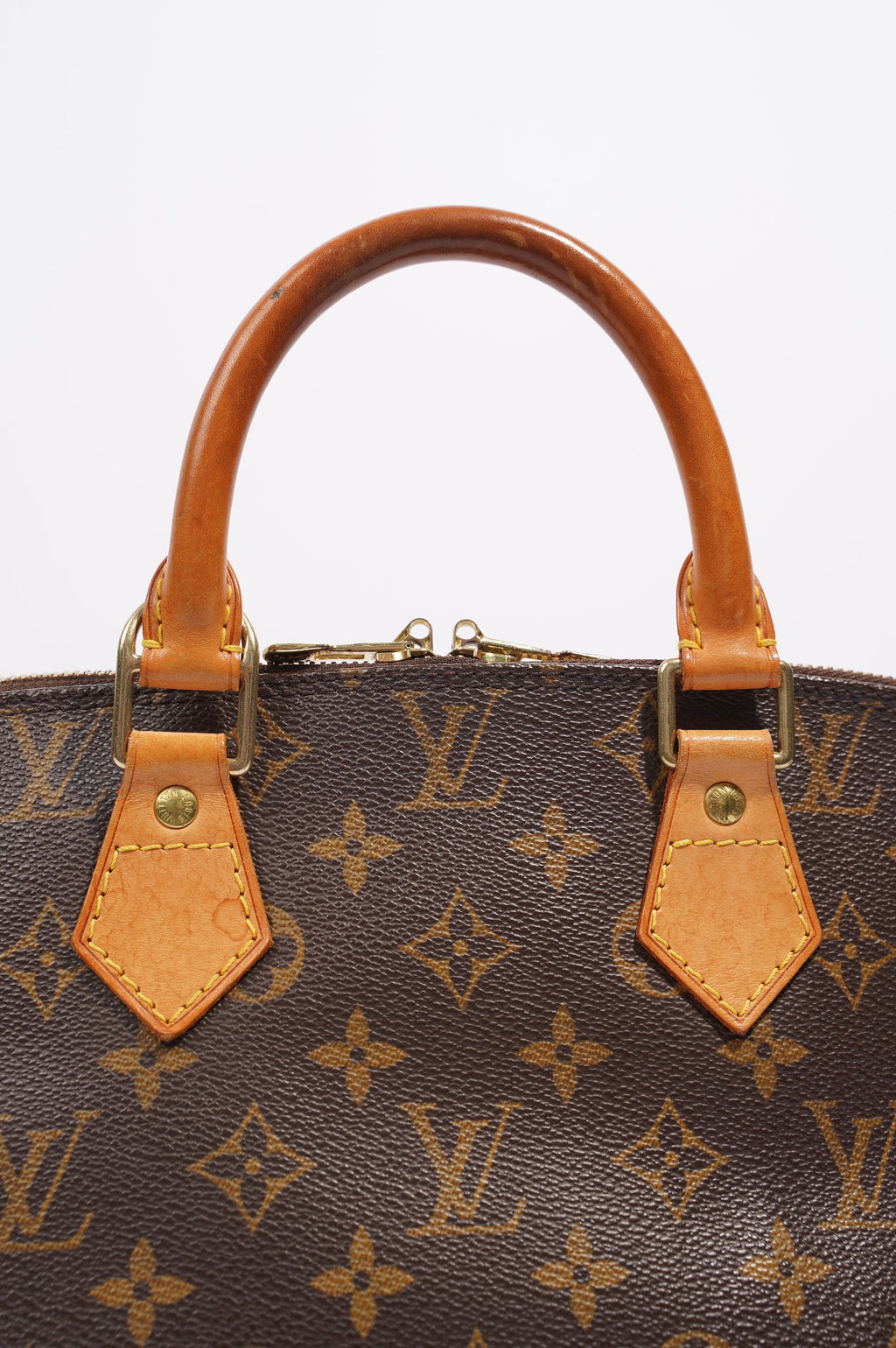 Louis Vuitton Womens Vintage Alma Monogram PM