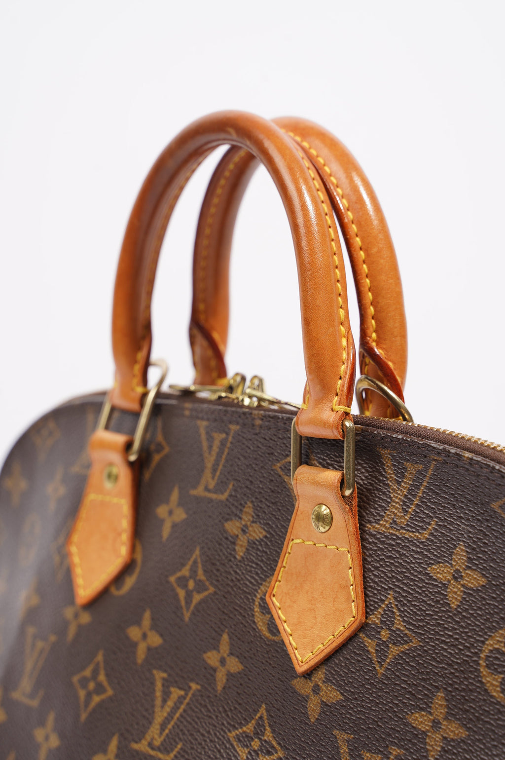 Louis Vuitton Womens Vintage Alma Monogram PM