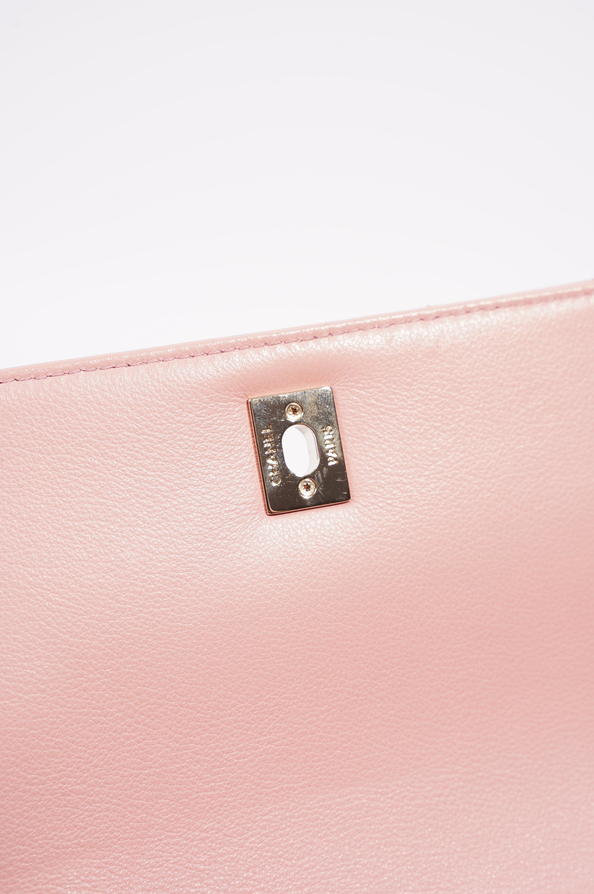 Chanel Womens Chevron Chic Top Handle Bag Pink Caviar Small