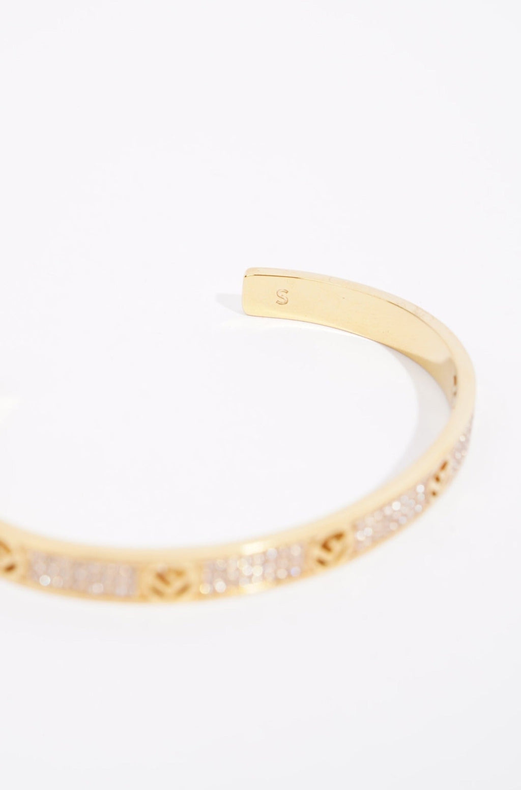 Fendi Womens F Bracelet Golden Finish Brass Small