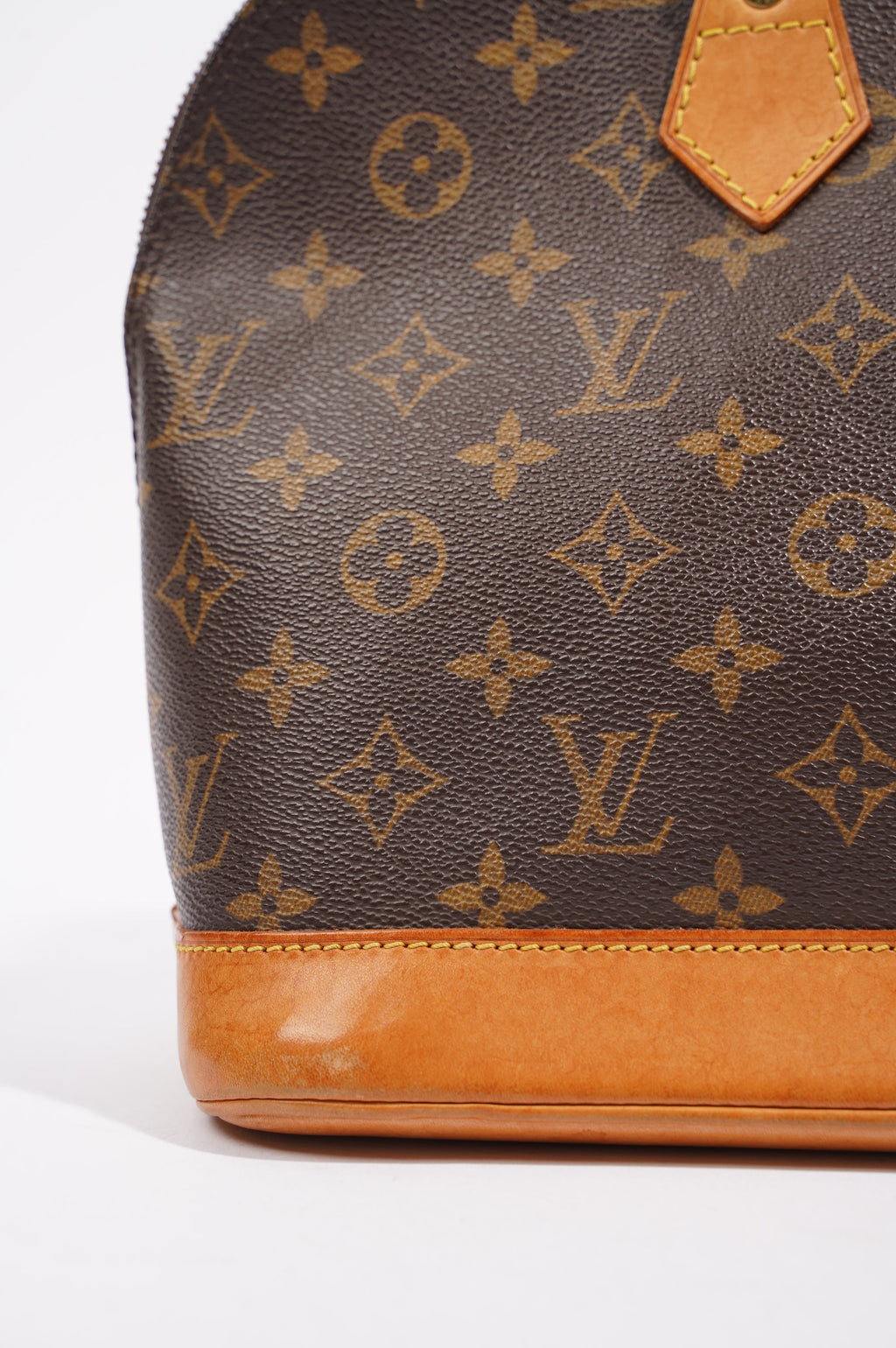 Louis Vuitton Womens Vintage Alma Monogram PM