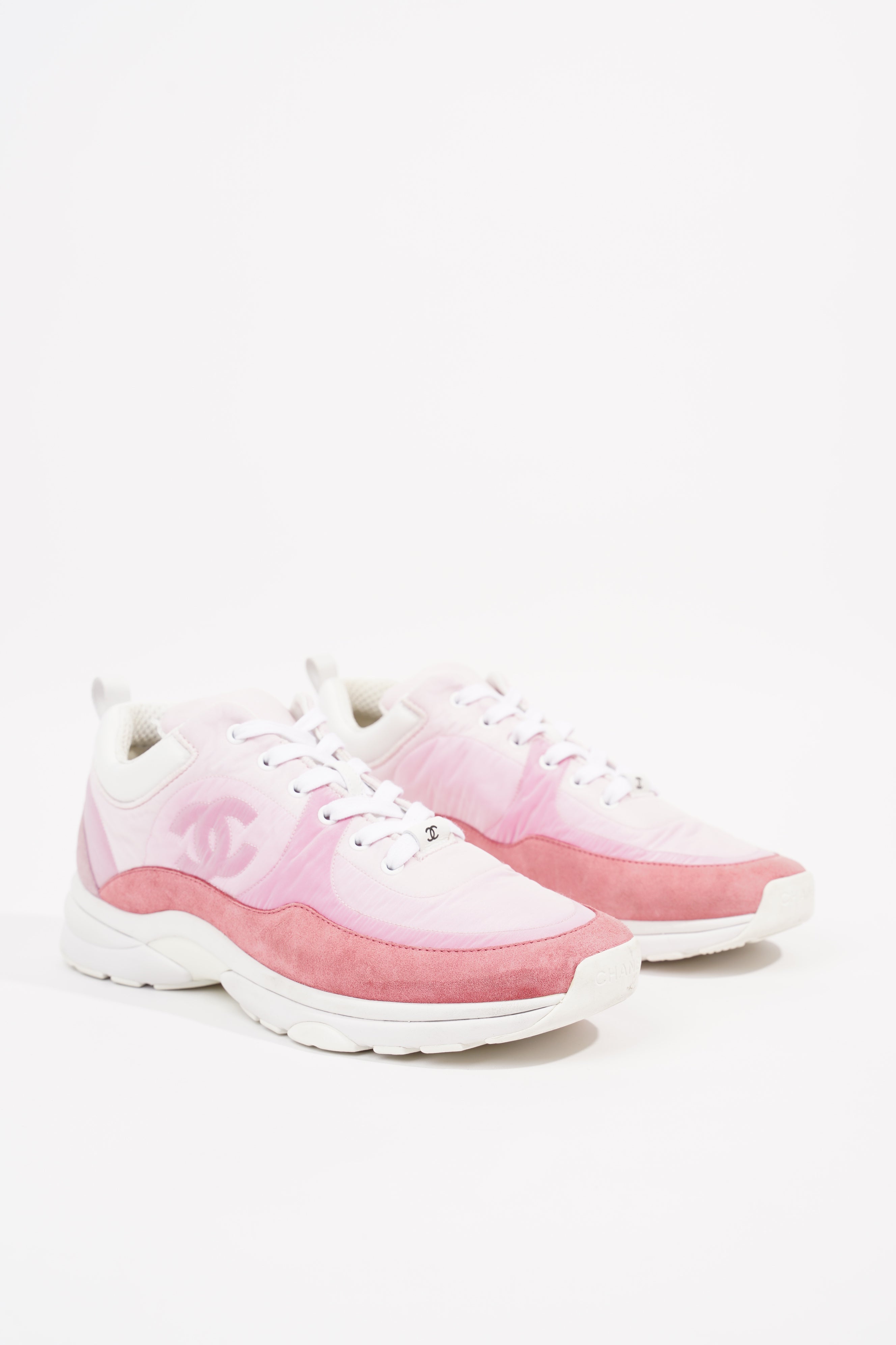 Chanel Womens CC Logo Pink / White EU 41 / UK 8