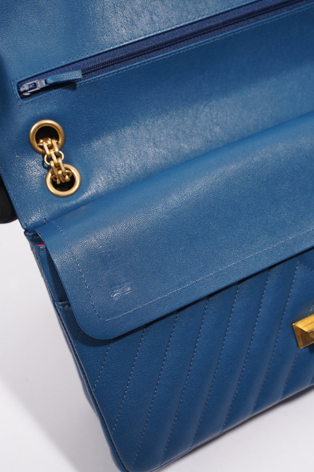 Chanel Womens Lambskin Reissue 2.55 Blue Leather