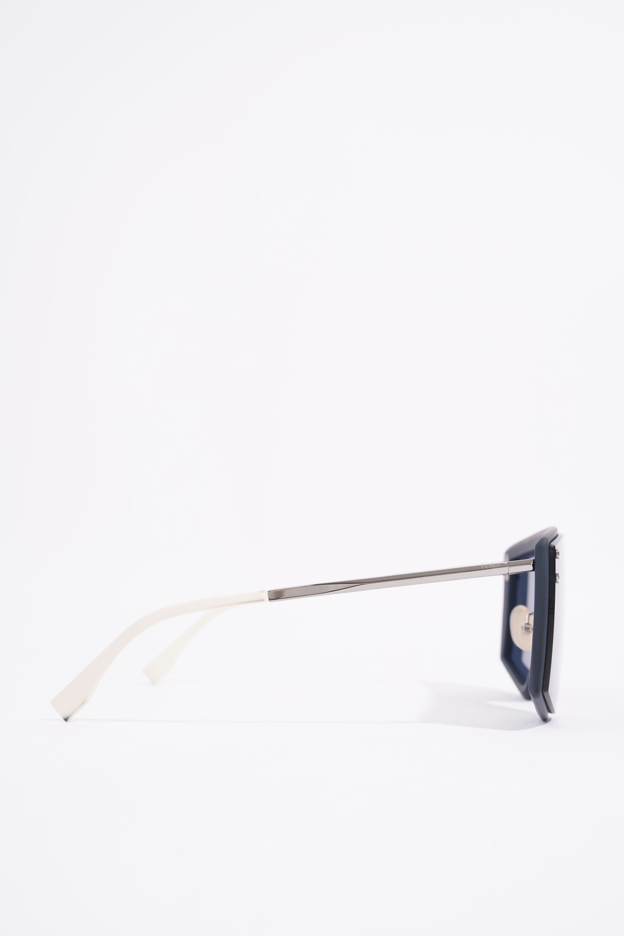Fendi Womens Fendi FF Sunglasses Blue / Metallic Acetate 145