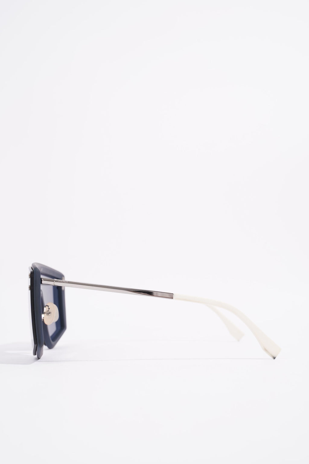 Fendi Womens Fendi FF Sunglasses Blue / Metallic Acetate 145