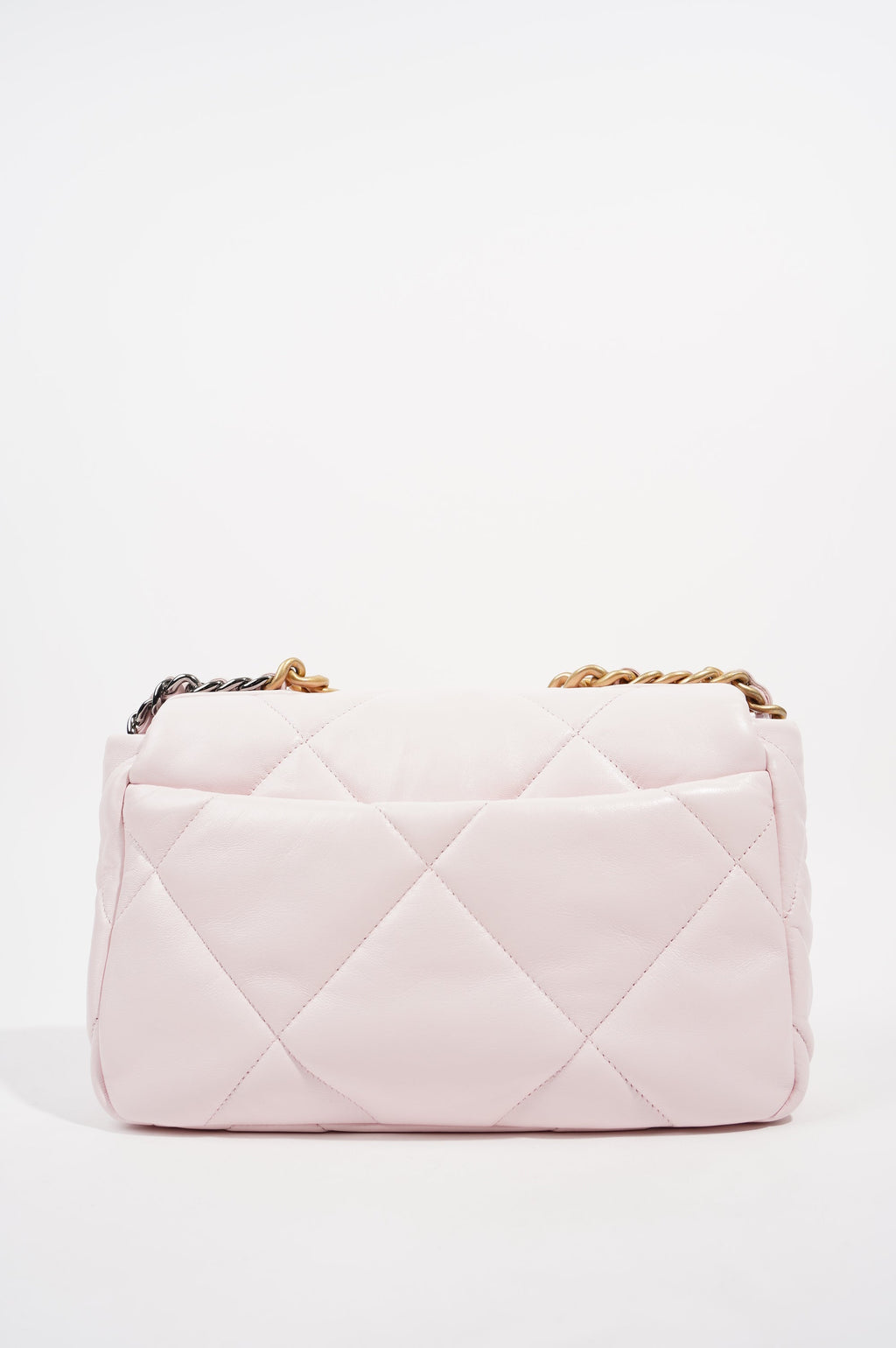 Chanel Womens 19 Flap Bag Medium