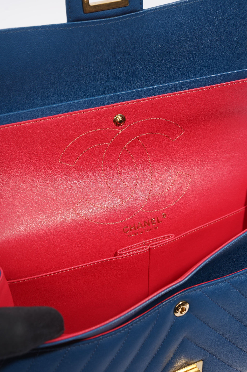 Chanel Womens Lambskin Reissue 2.55 Blue Leather