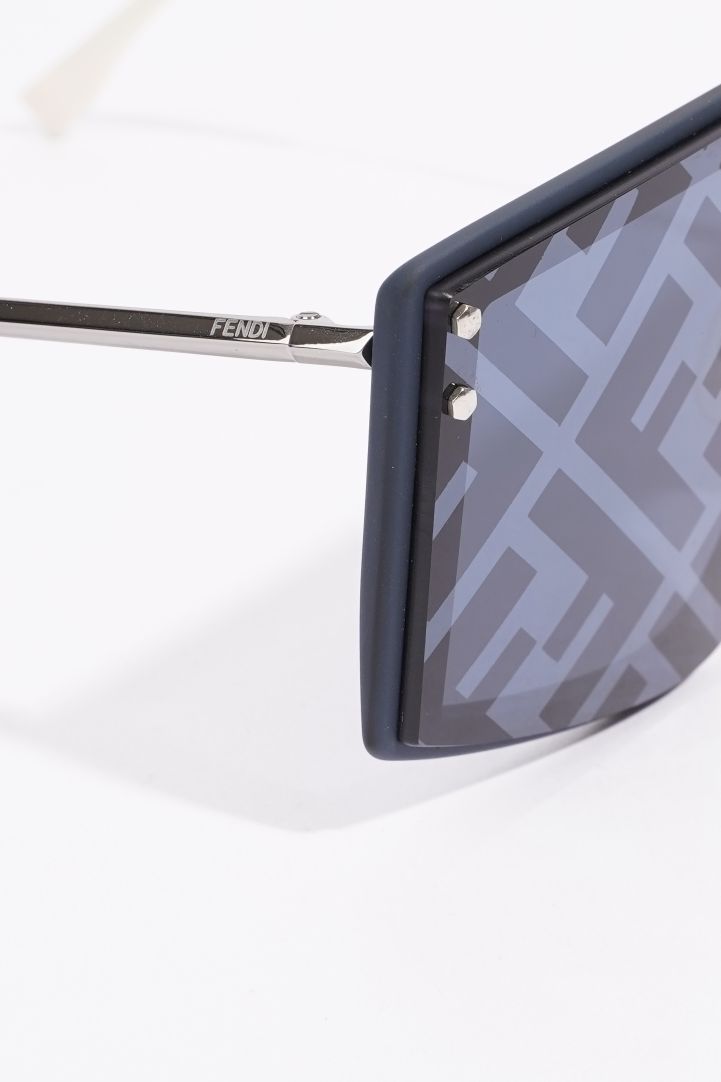 Fendi Womens Fendi FF Sunglasses Blue / Metallic Acetate 145