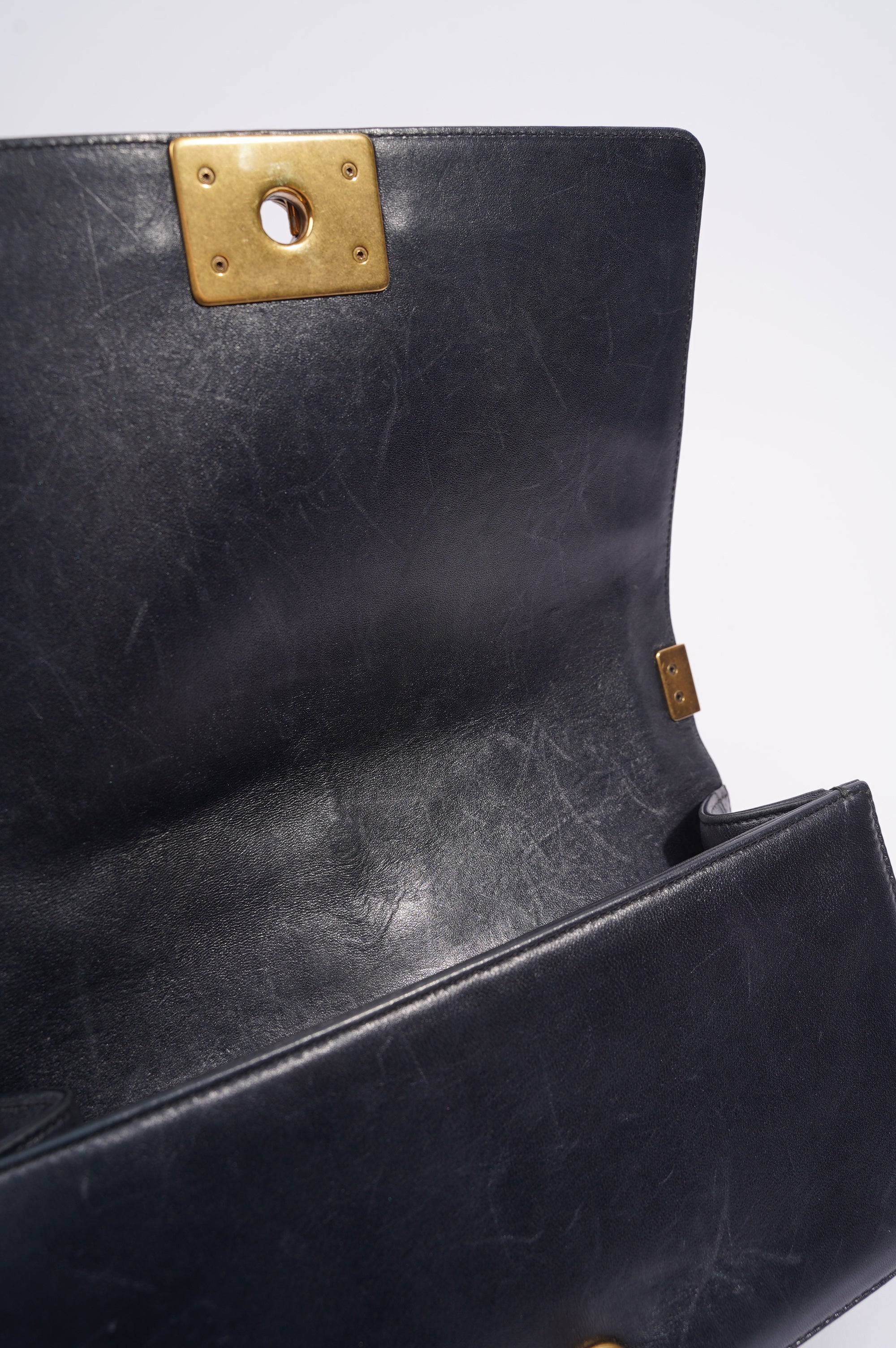 Chanel Womens Boy Bag Navy Lambskin Medium
