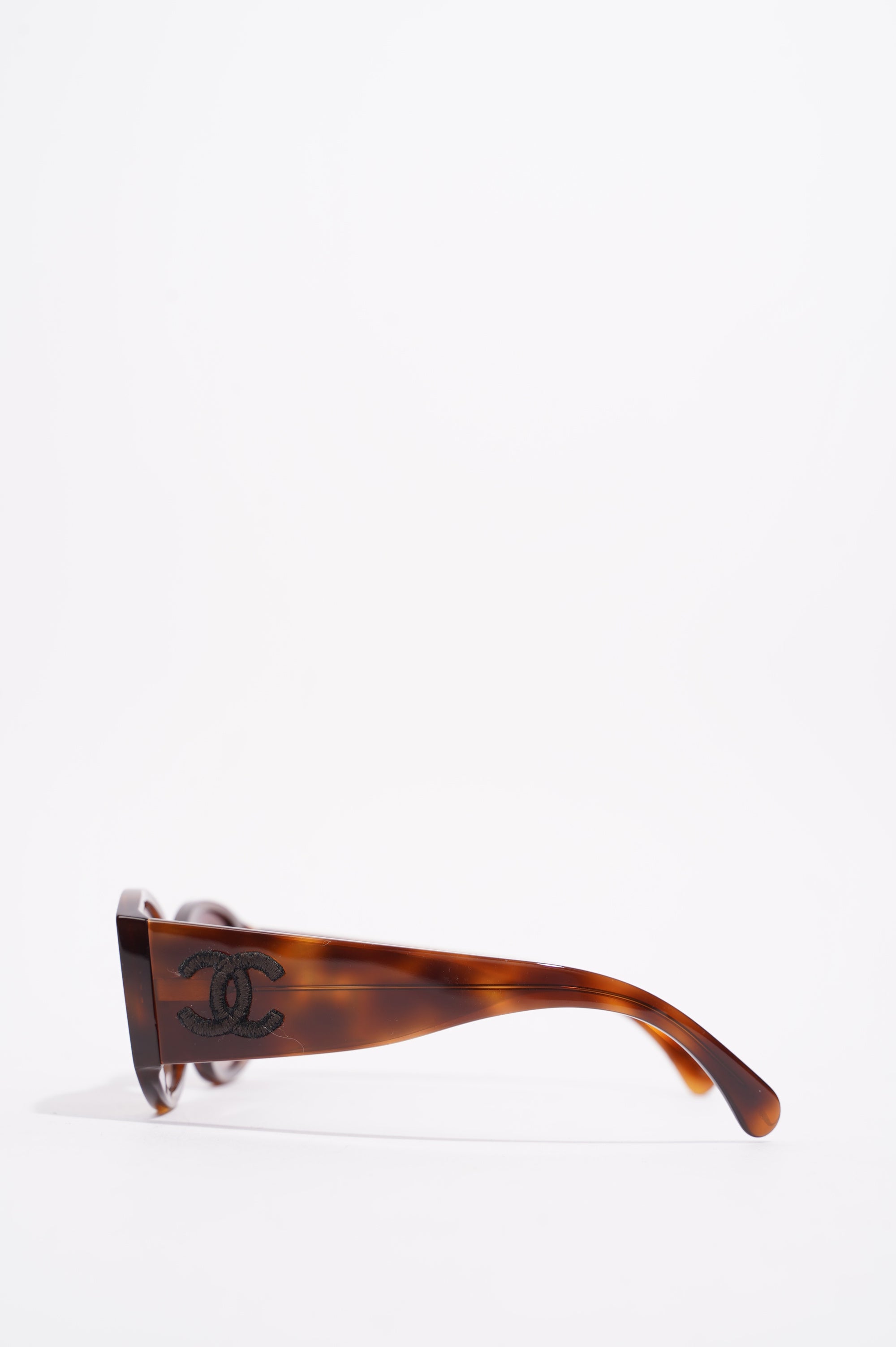 Chanel Womens 5450 Sunglasses Tortoise Shell 140