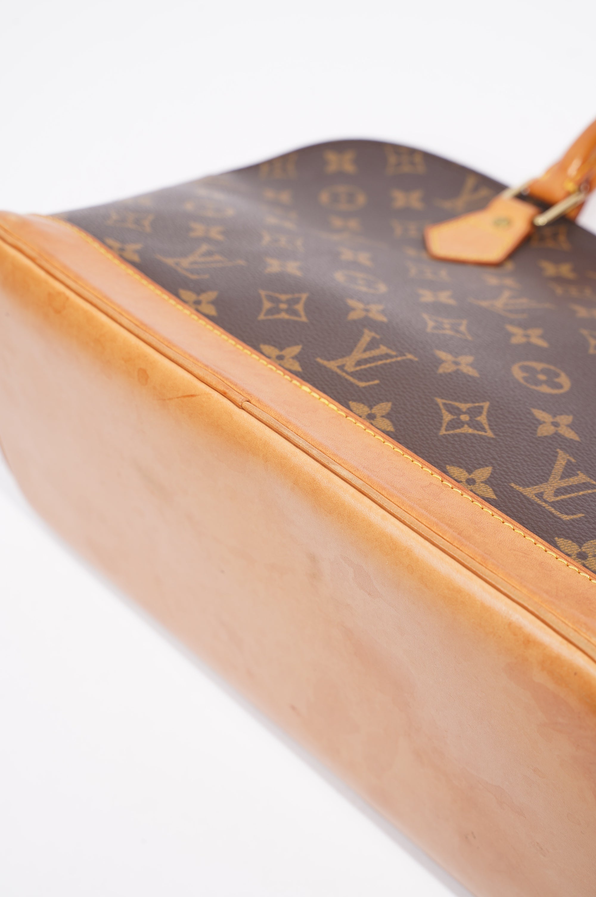 Louis Vuitton Womens Vintage Alma Monogram PM
