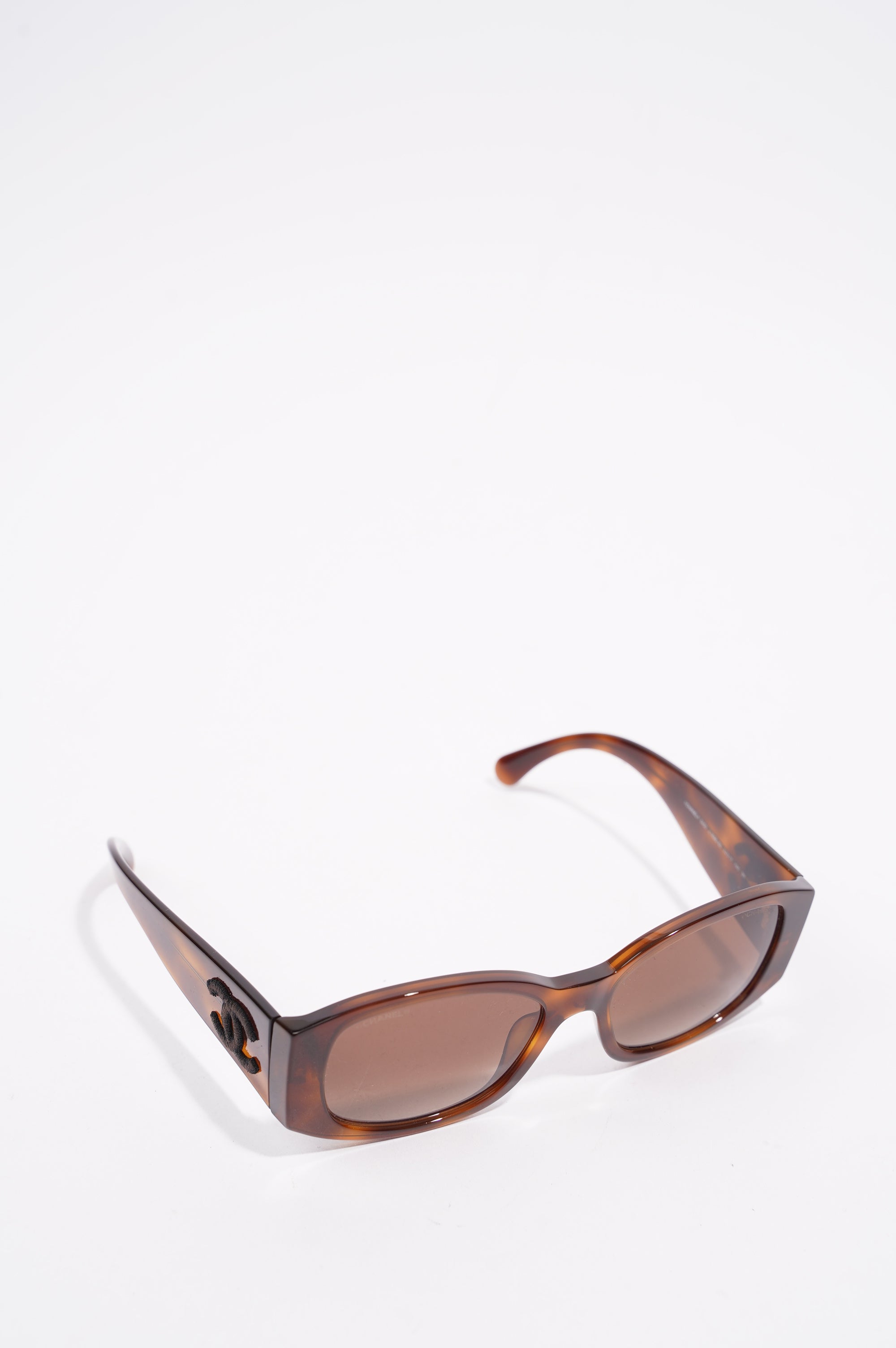 Chanel Womens 5450 Sunglasses Tortoise Shell 140